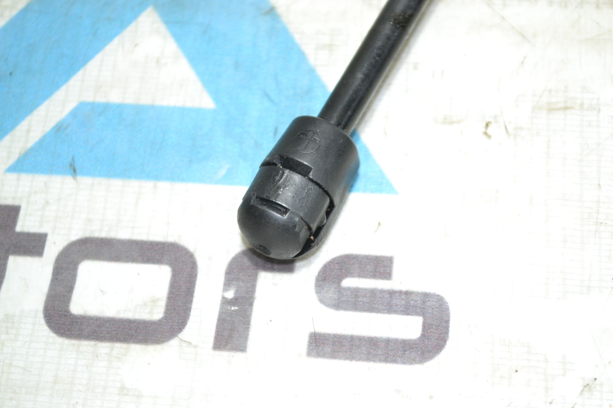 https://ycs.partsauto.market/partsauto-images/thmbs/userImages/b7628e092085f1f91467af1afb6e7630/part/9428b604-e072-4bb2-a8d7-7dd960b5bc57_1785393248910.jpg