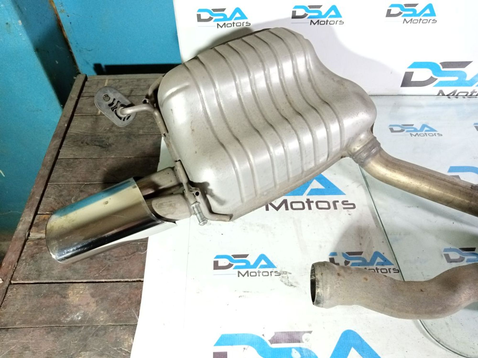 https://ycs.partsauto.market/partsauto-images/thmbs/userImages/b7628e092085f1f91467af1afb6e7630/part/946eea10-1e83-4d69-a0fc-230e6b538564_1736941508932.jpg