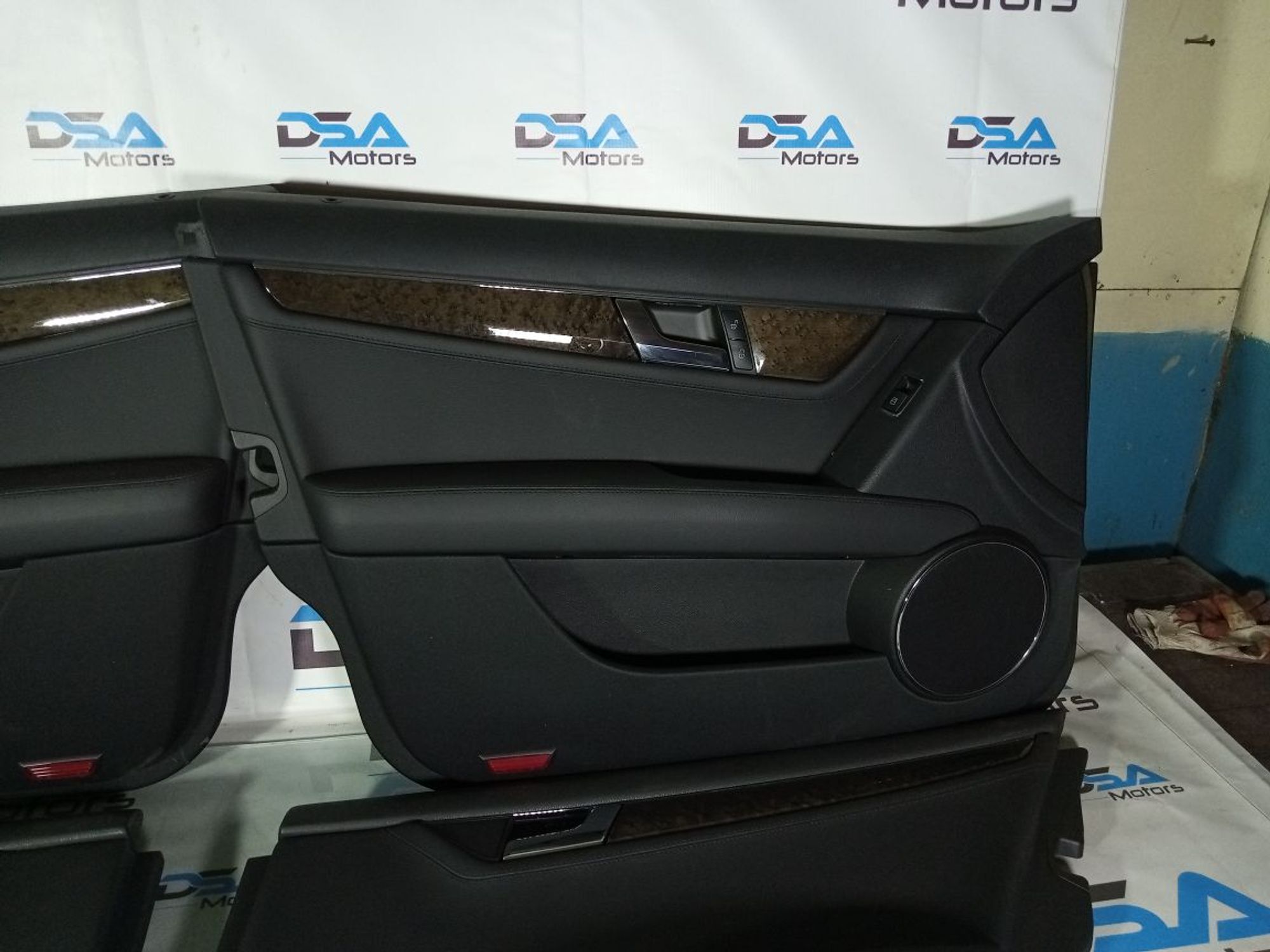 https://ycs.partsauto.market/partsauto-images/thmbs/userImages/b7628e092085f1f91467af1afb6e7630/part/94728d1a-cdf4-4632-8c6a-dbb7c0e5cb55_1745843774822.jpg