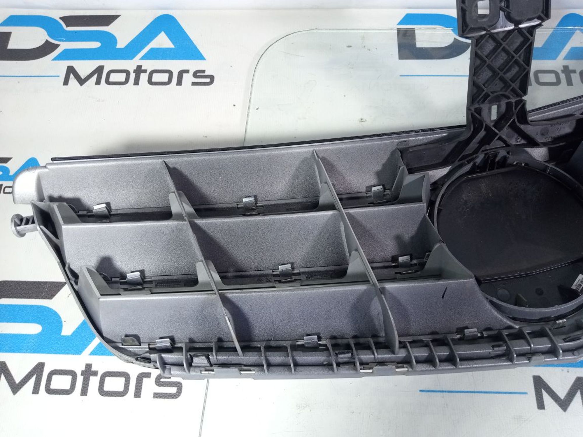 https://ycs.partsauto.market/partsauto-images/thmbs/userImages/b7628e092085f1f91467af1afb6e7630/part/9479773a-a069-4f00-8be4-1162e75589b4_1742893606973.jpg