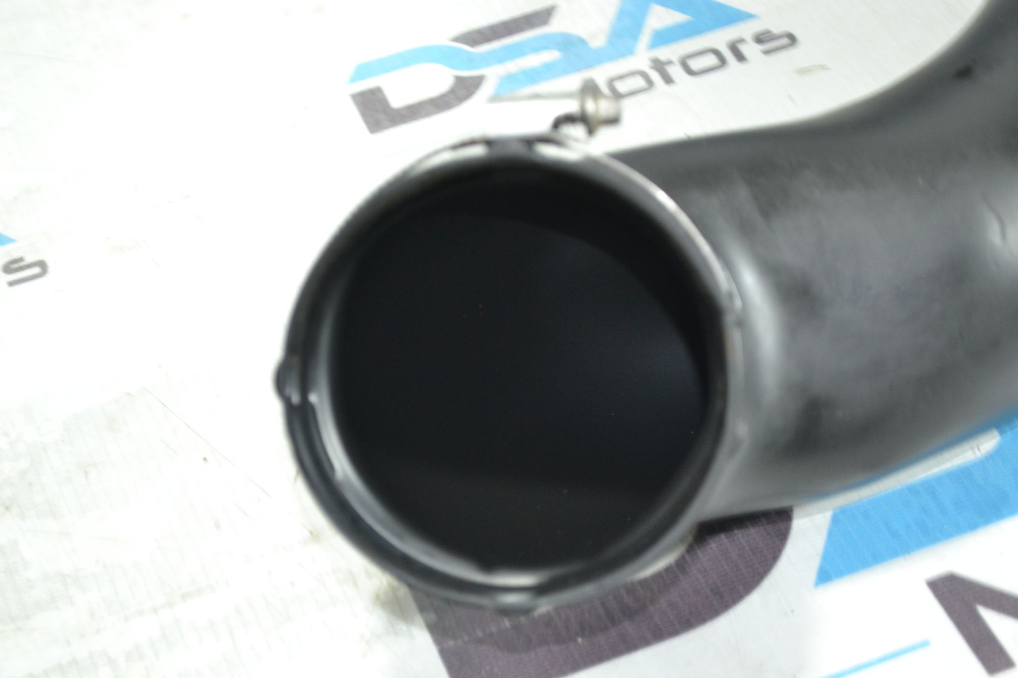 https://ycs.partsauto.market/partsauto-images/thmbs/userImages/b7628e092085f1f91467af1afb6e7630/part/95001596-9f2e-4105-84bb-63abc2622616_1780400957713.jpg
