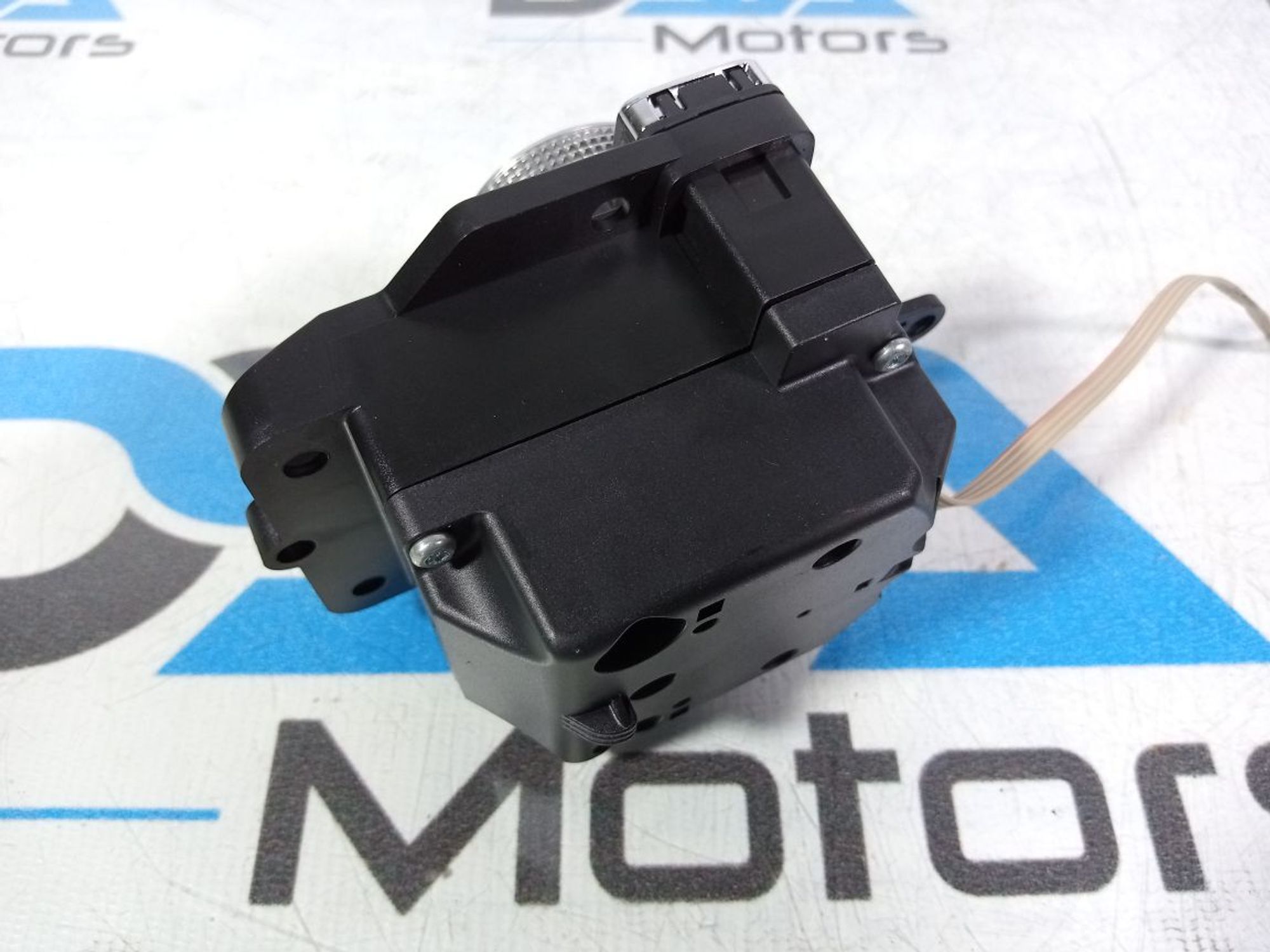 https://ycs.partsauto.market/partsauto-images/thmbs/userImages/b7628e092085f1f91467af1afb6e7630/part/950305b1-558b-4a0a-bb9a-1c928eae830d_1742899371566.jpg