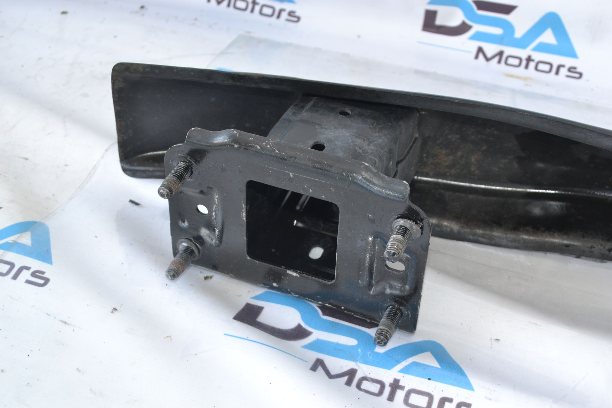 https://ycs.partsauto.market/partsauto-images/thmbs/userImages/b7628e092085f1f91467af1afb6e7630/part/959257f7-c0e3-4b1d-9e30-7c604acf6854_1781520326877.jpg