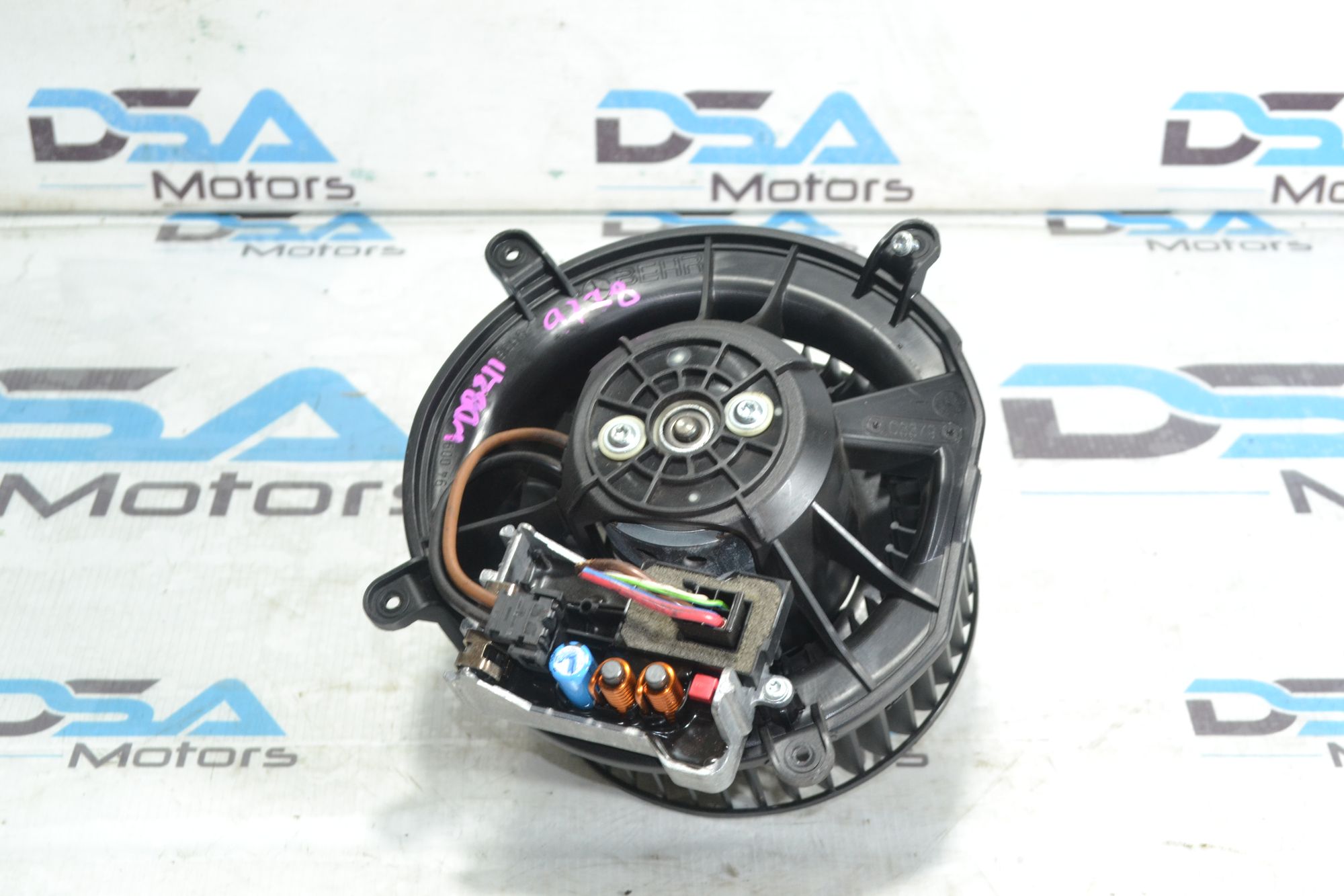 https://ycs.partsauto.market/partsauto-images/thmbs/userImages/b7628e092085f1f91467af1afb6e7630/part/95f2c6cd-85e2-4f43-a847-9cd3eaab5801_1781093992860.jpg