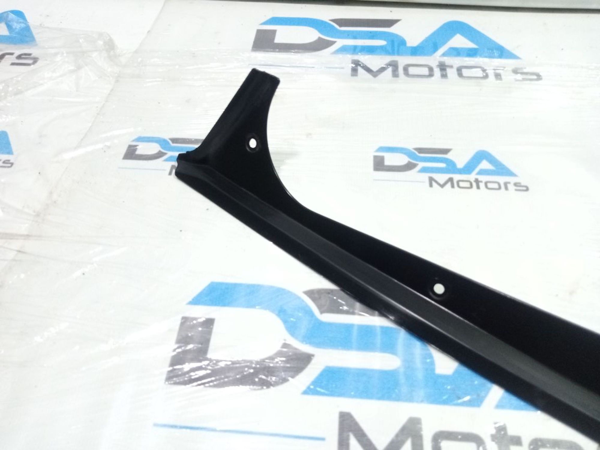 https://ycs.partsauto.market/partsauto-images/thmbs/userImages/b7628e092085f1f91467af1afb6e7630/part/96214ebe-7bbe-45b7-a9eb-9c45da533260_1749818581106.jpg