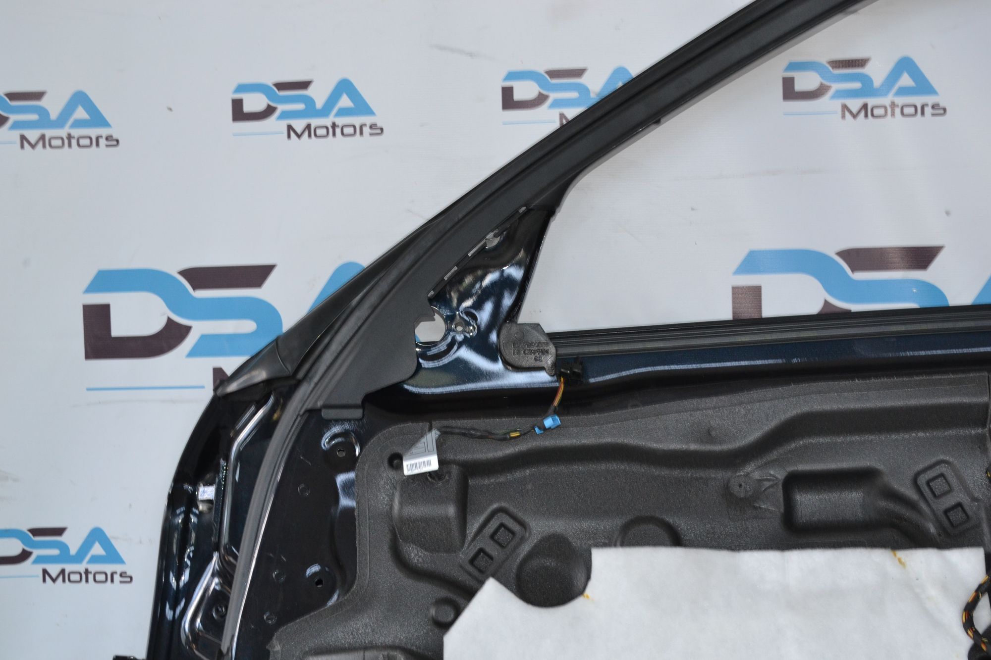 https://ycs.partsauto.market/partsauto-images/thmbs/userImages/b7628e092085f1f91467af1afb6e7630/part/962358f1-4615-4b3d-841d-c47429497195_1783334244353.jpg