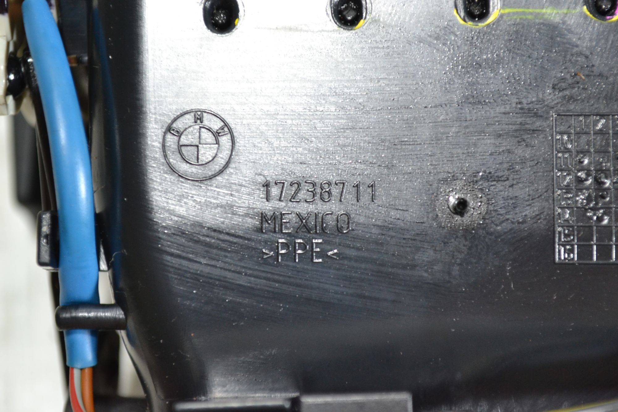 Воздуховод правый оригинал BMW F25/F26 из Японии, 1400 рублей, Кореновск