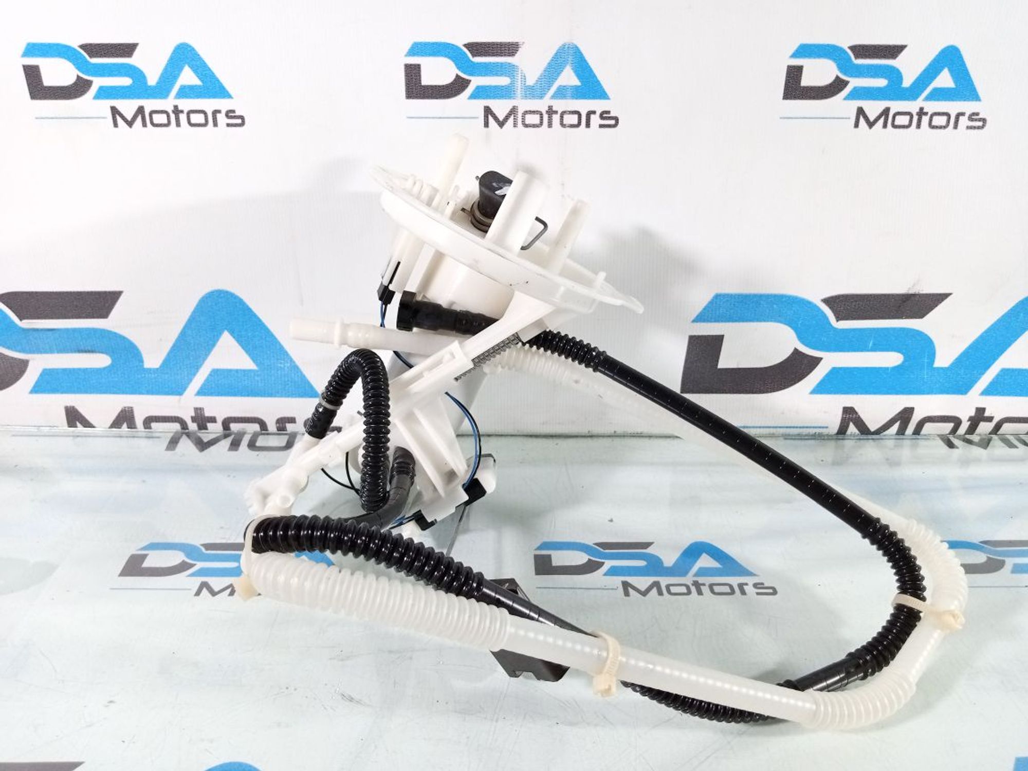 https://ycs.partsauto.market/partsauto-images/thmbs/userImages/b7628e092085f1f91467af1afb6e7630/part/96eab5bb-32e4-47d1-88f2-c83ebe79e81a_1721634093886.jpg