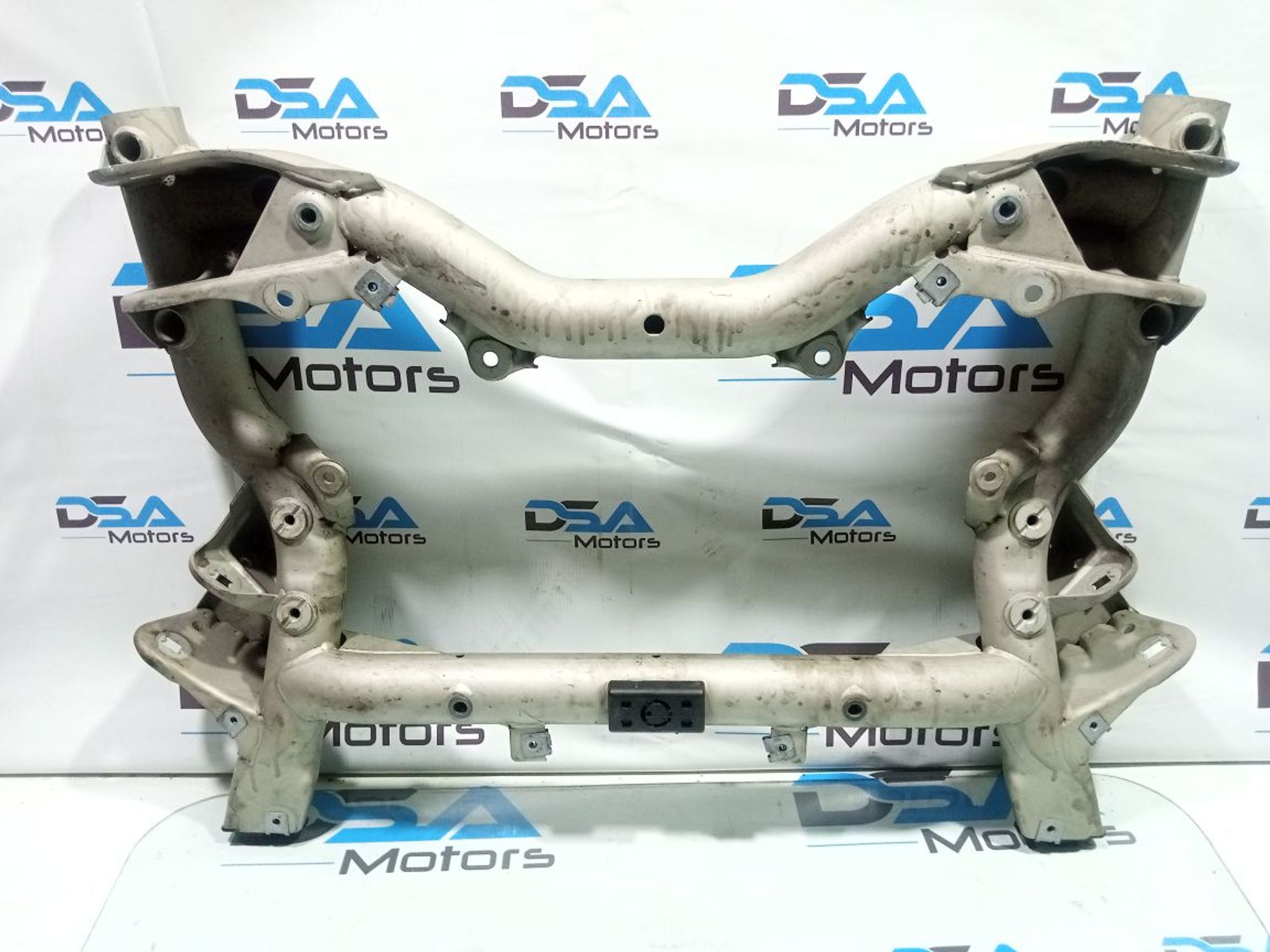 https://ycs.partsauto.market/partsauto-images/thmbs/userImages/b7628e092085f1f91467af1afb6e7630/part/97027514-4e71-41da-9d02-5feabec5debf_1747897567328.jpg