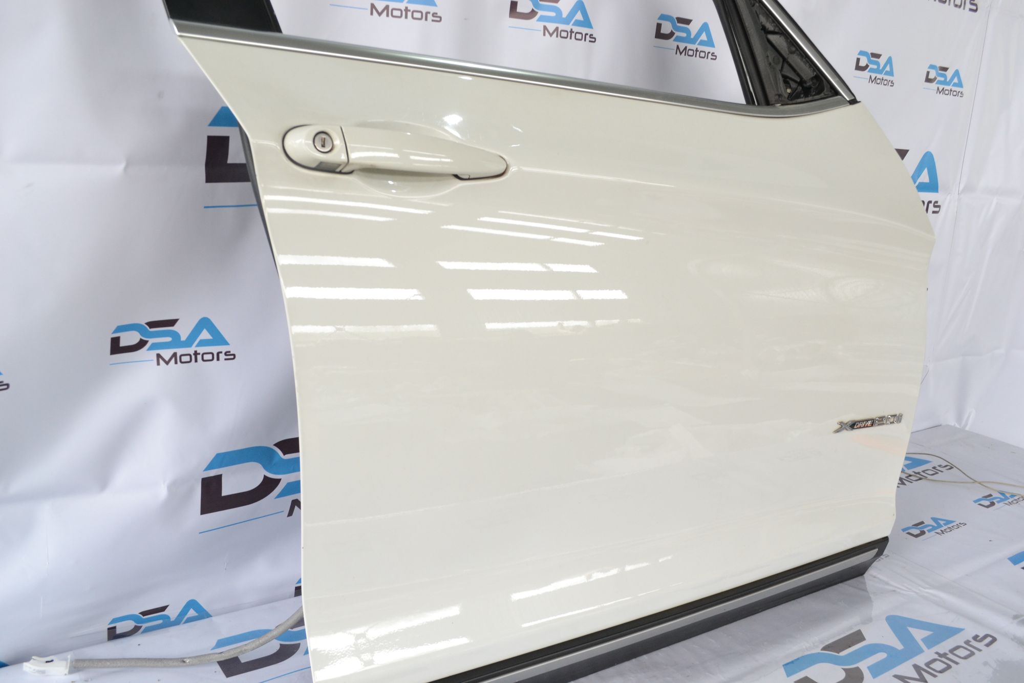 https://ycs.partsauto.market/partsauto-images/thmbs/userImages/b7628e092085f1f91467af1afb6e7630/part/97121ec6-5f3c-42e2-b401-3edebc9d69d9_1777031379072.jpg