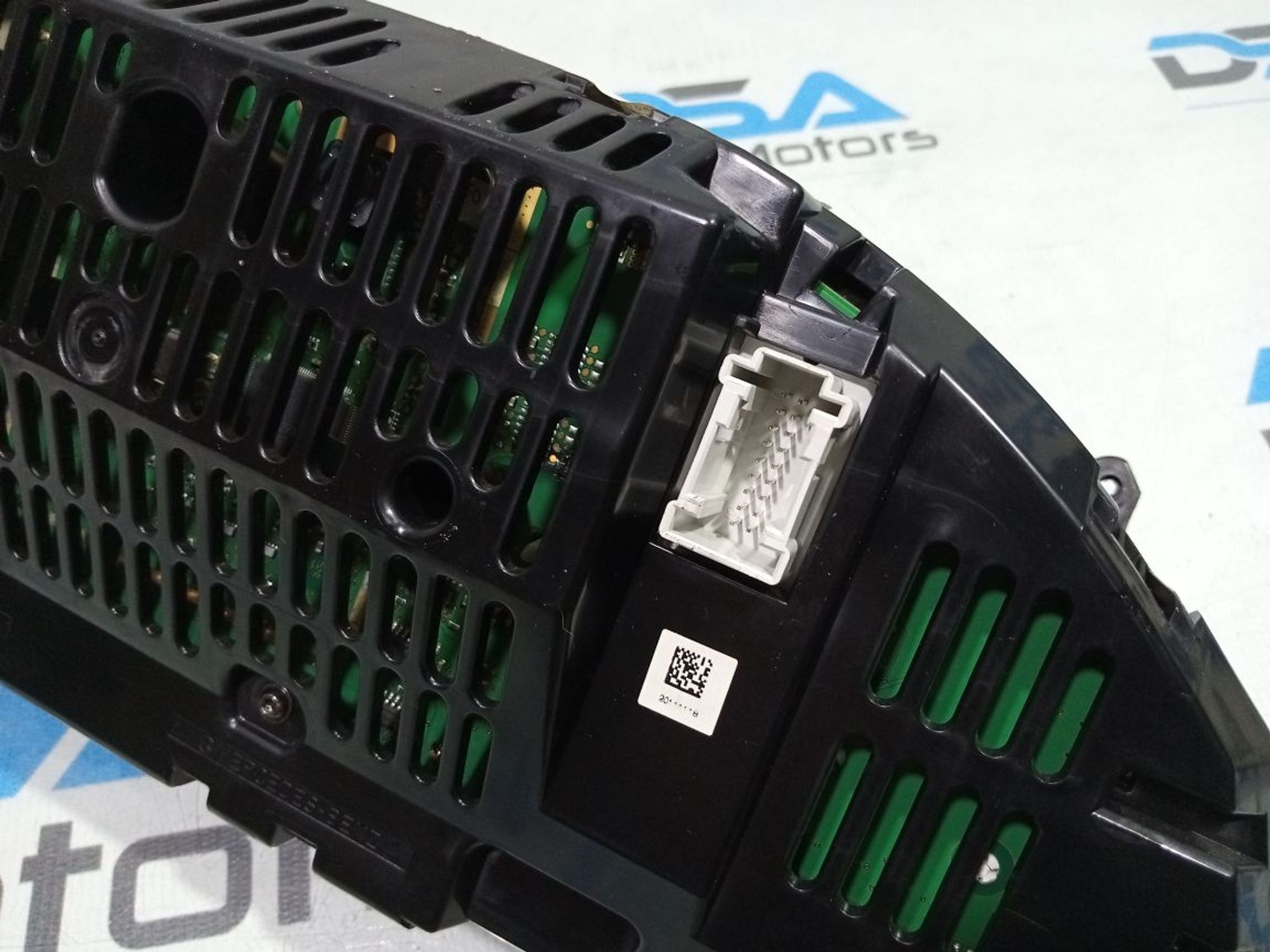 https://ycs.partsauto.market/partsauto-images/thmbs/userImages/b7628e092085f1f91467af1afb6e7630/part/978a0ce6-63d5-42d5-afce-05e2f35c3b54_1748162137319.jpg