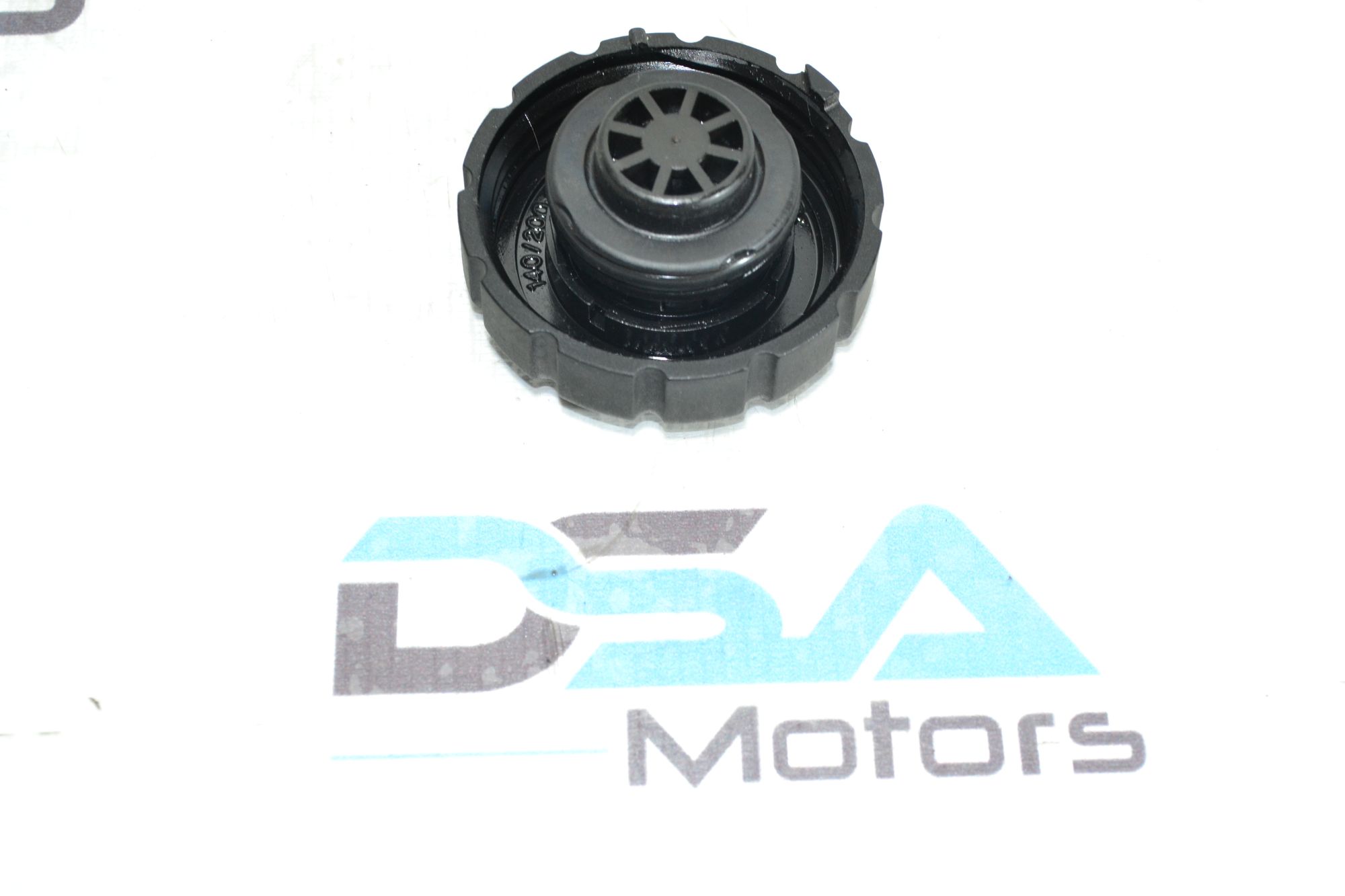 https://ycs.partsauto.market/partsauto-images/thmbs/userImages/b7628e092085f1f91467af1afb6e7630/part/97e8c49b-a9aa-4688-9056-82dde5a86bde_1779891757538.jpg