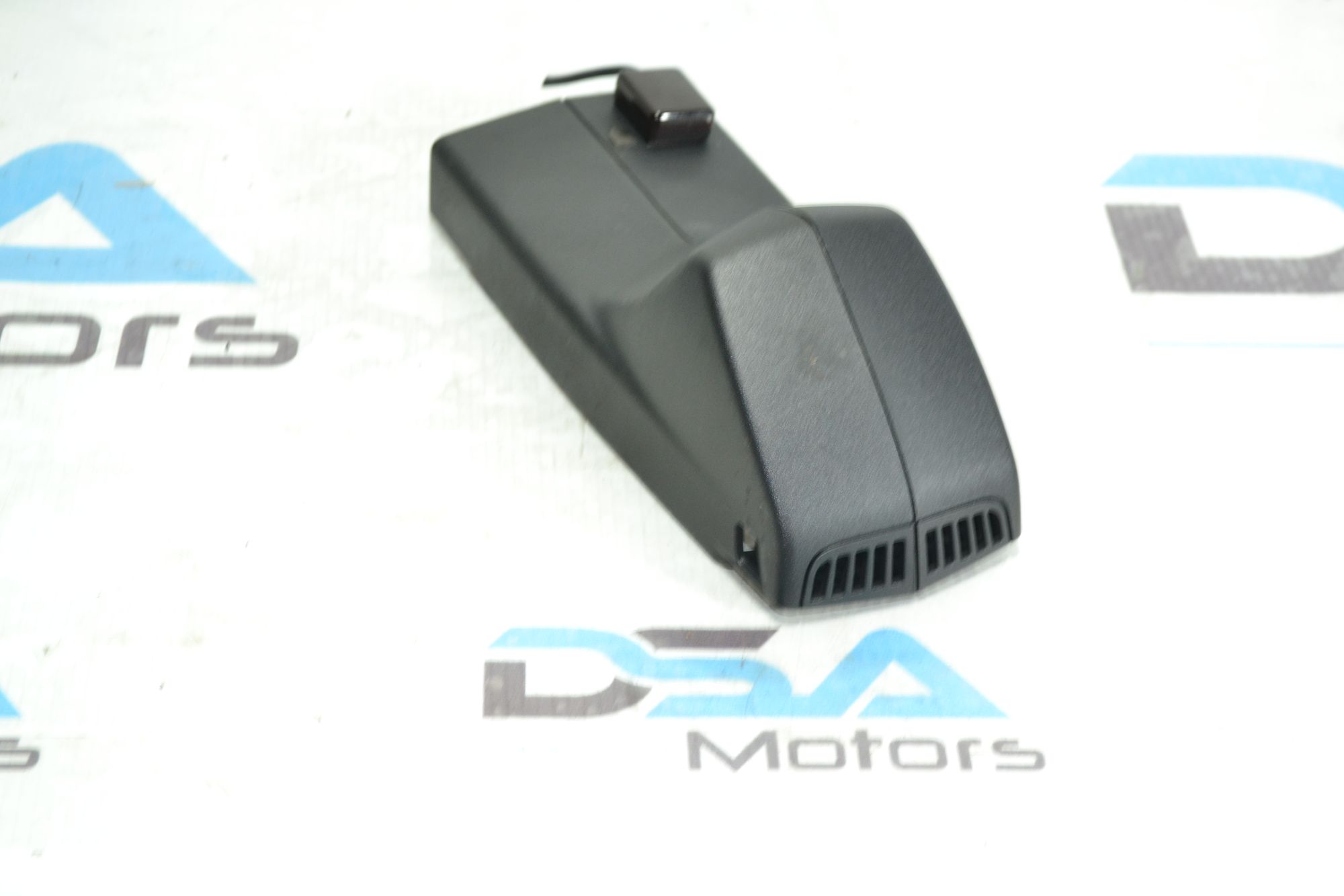 https://ycs.partsauto.market/partsauto-images/thmbs/userImages/b7628e092085f1f91467af1afb6e7630/part/9849c587-2a7d-4b15-a169-761eed9a027f_1780057187127.jpg