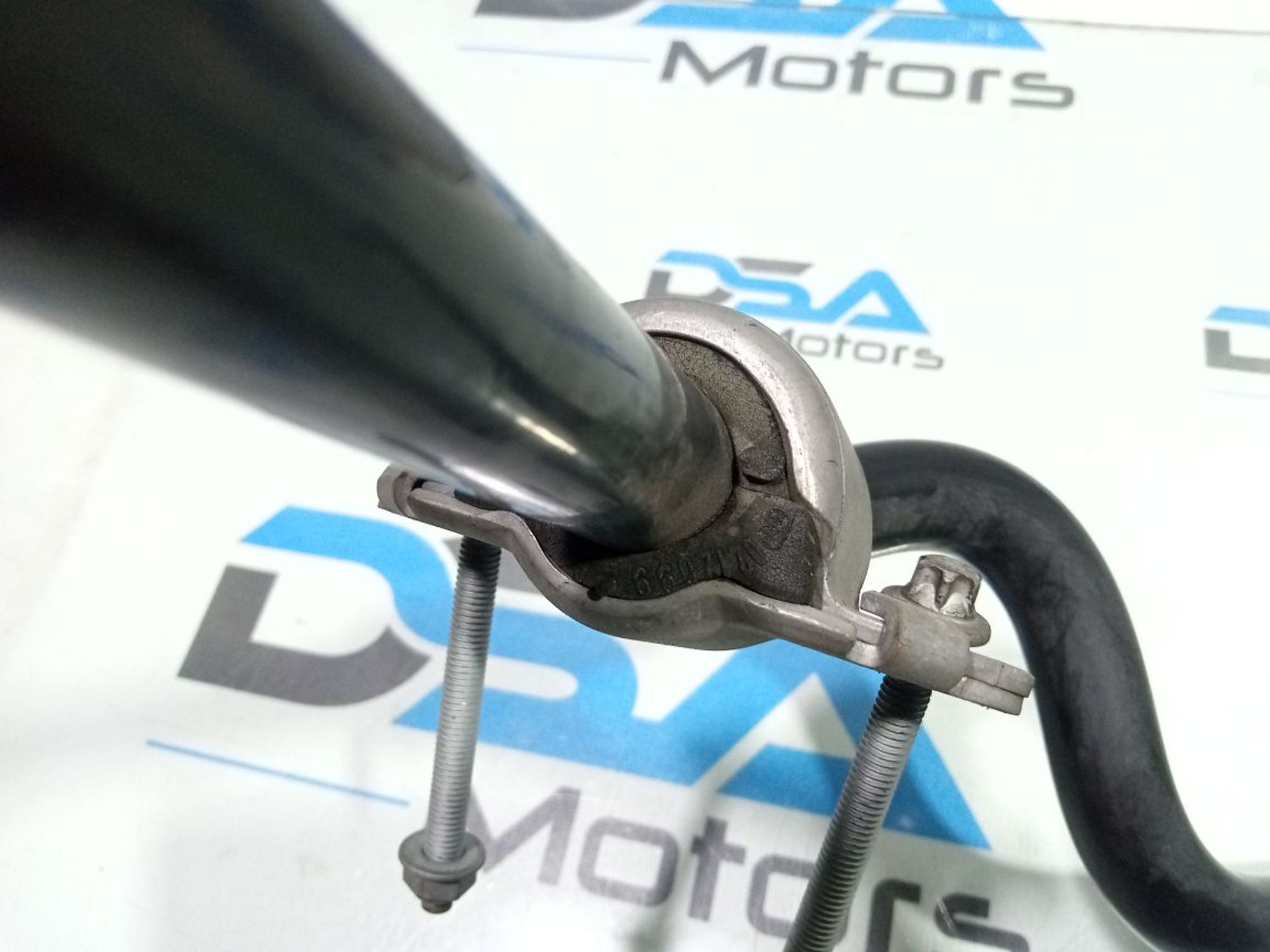 https://ycs.partsauto.market/partsauto-images/thmbs/userImages/b7628e092085f1f91467af1afb6e7630/part/98a7b016-8c6a-4d53-8540-cf3f3b0c46f8_1748850094229.jpg