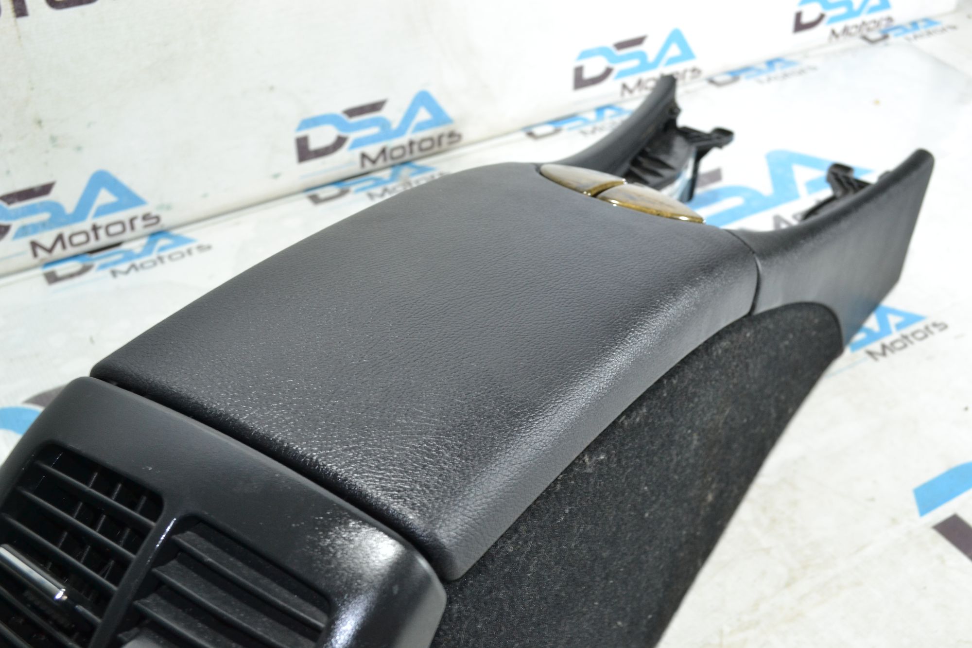 https://ycs.partsauto.market/partsauto-images/thmbs/userImages/b7628e092085f1f91467af1afb6e7630/part/98a96fb1-3e09-4e96-acf1-47147779615c_1780918287962.jpg