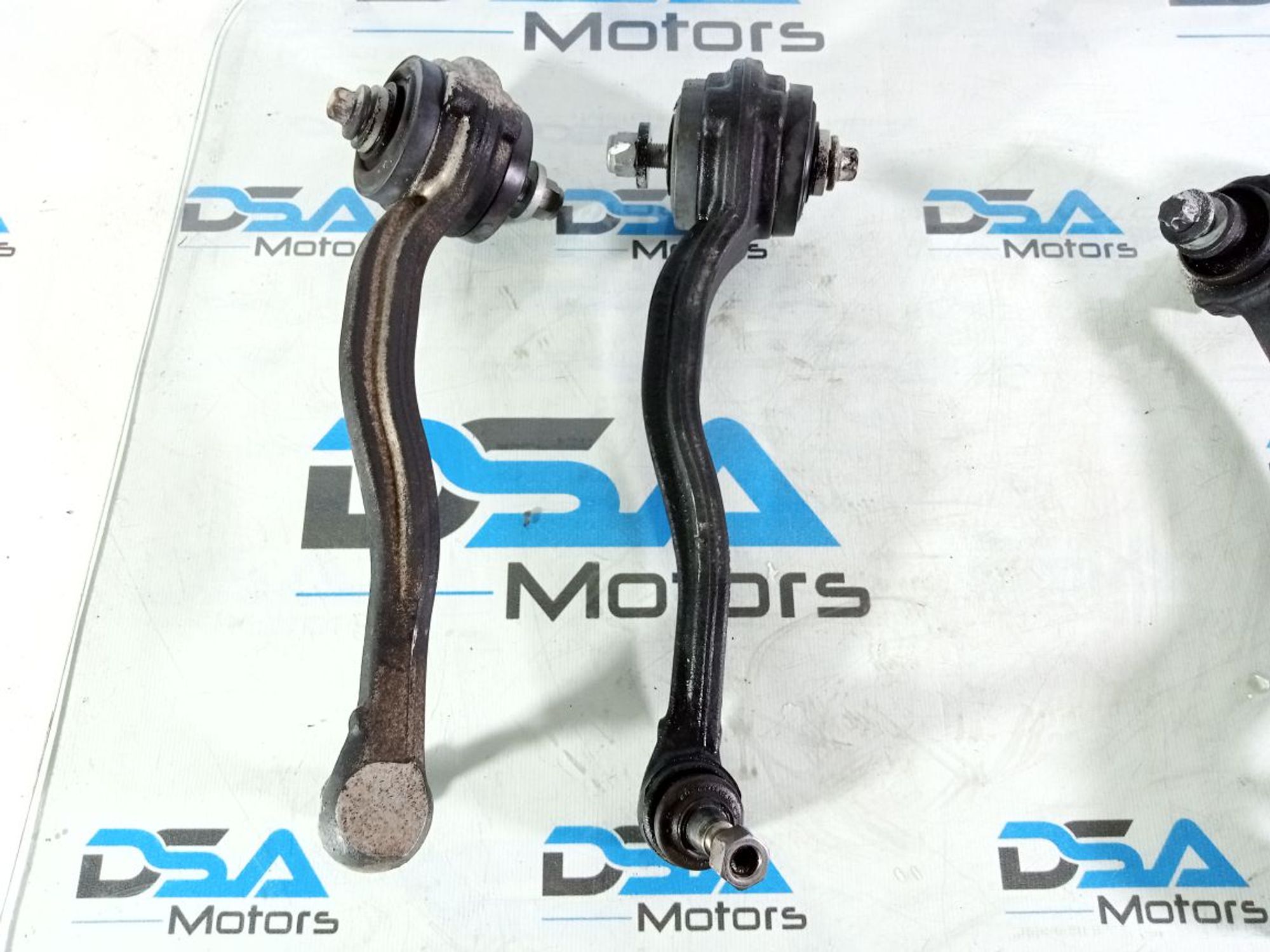 https://ycs.partsauto.market/partsauto-images/thmbs/userImages/b7628e092085f1f91467af1afb6e7630/part/98f760f9-3e43-4971-98fb-f04178a13717_1741933207159.jpg