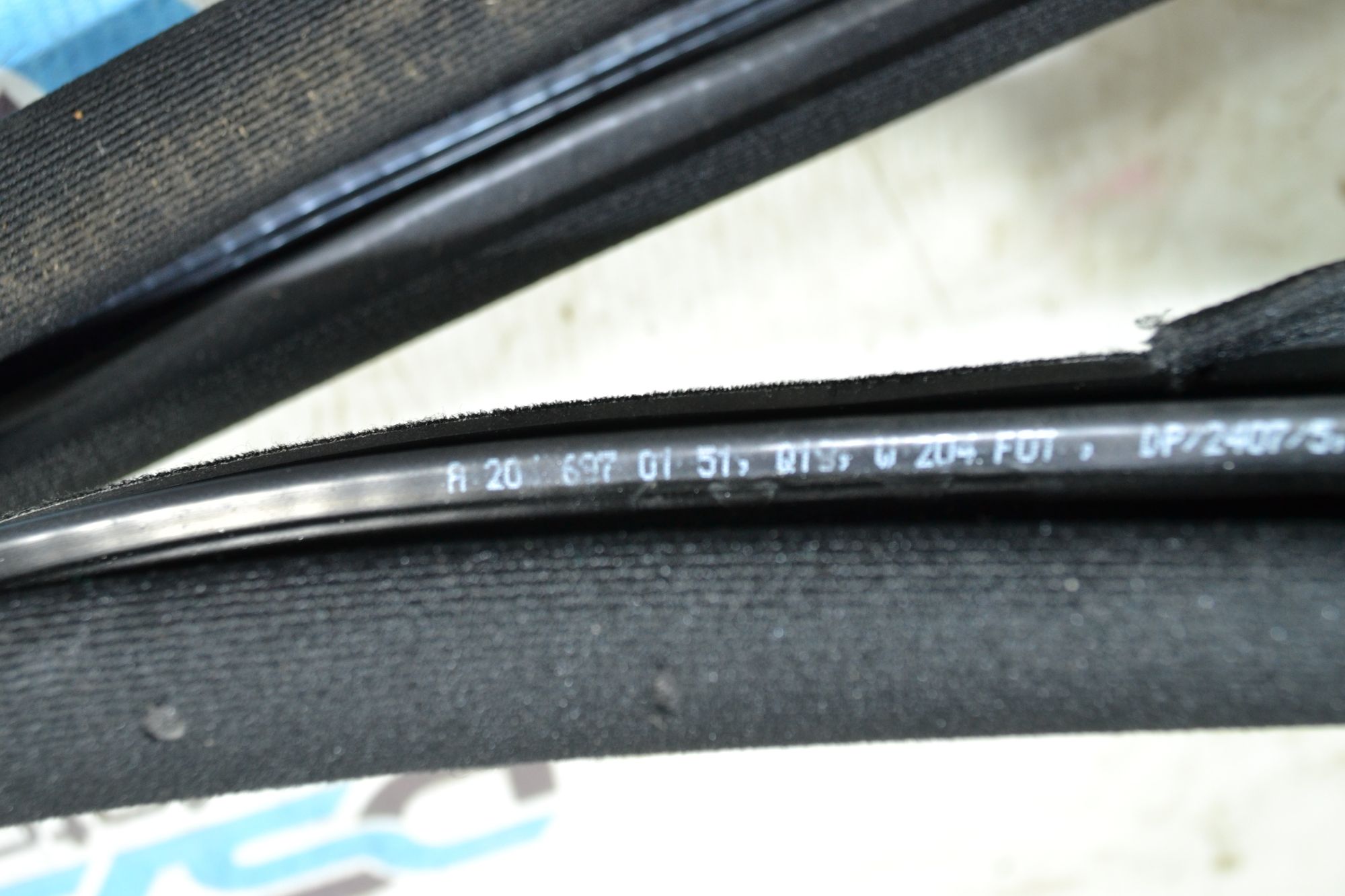 https://ycs.partsauto.market/partsauto-images/thmbs/userImages/b7628e092085f1f91467af1afb6e7630/part/9928a11b-21f4-4757-8ca3-582dc07df4e1_1782978084351.jpg