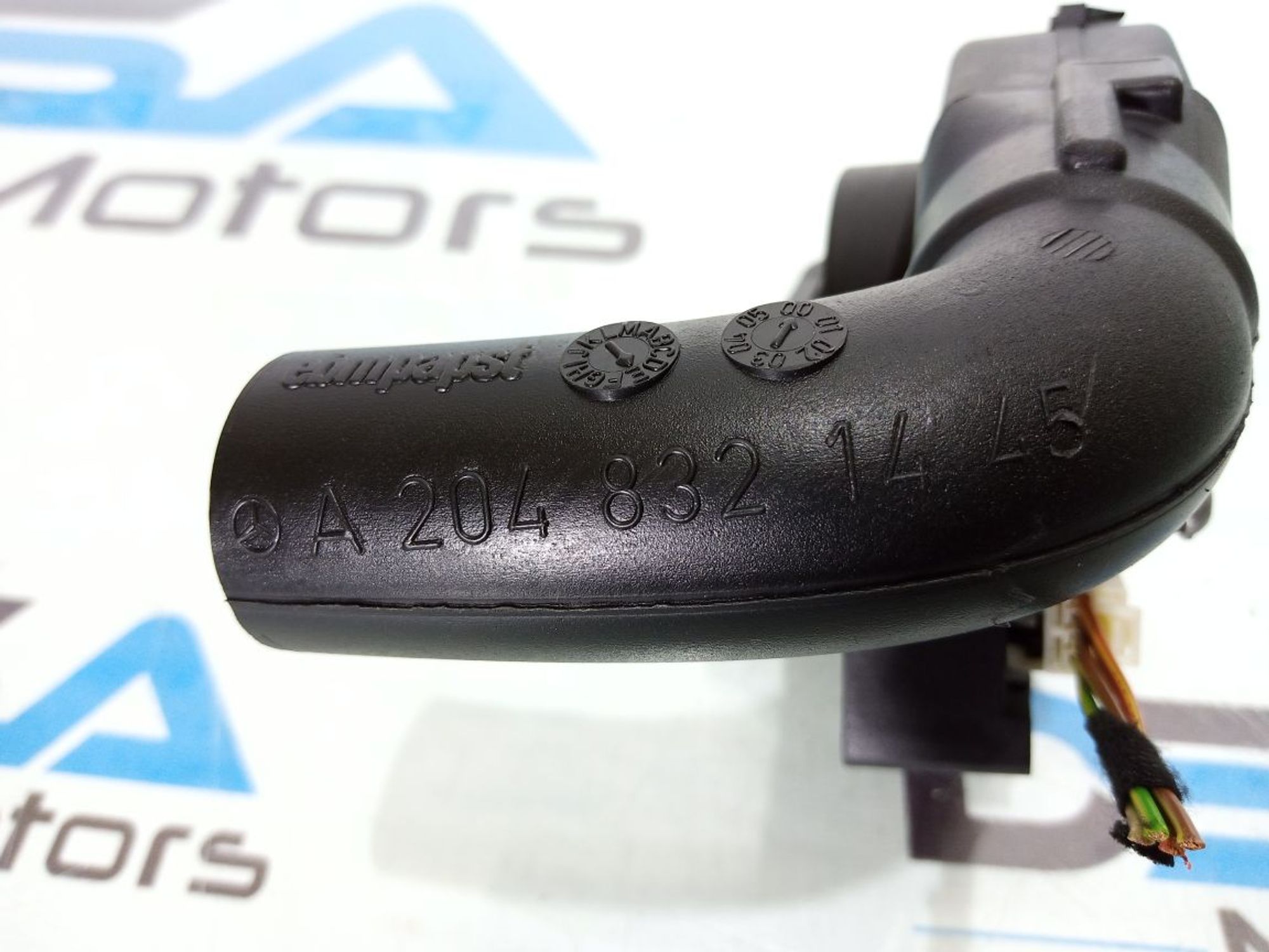 https://ycs.partsauto.market/partsauto-images/thmbs/userImages/b7628e092085f1f91467af1afb6e7630/part/9a0a1c8f-0704-41c7-8db4-dac8f441a381_1730708988960.jpg