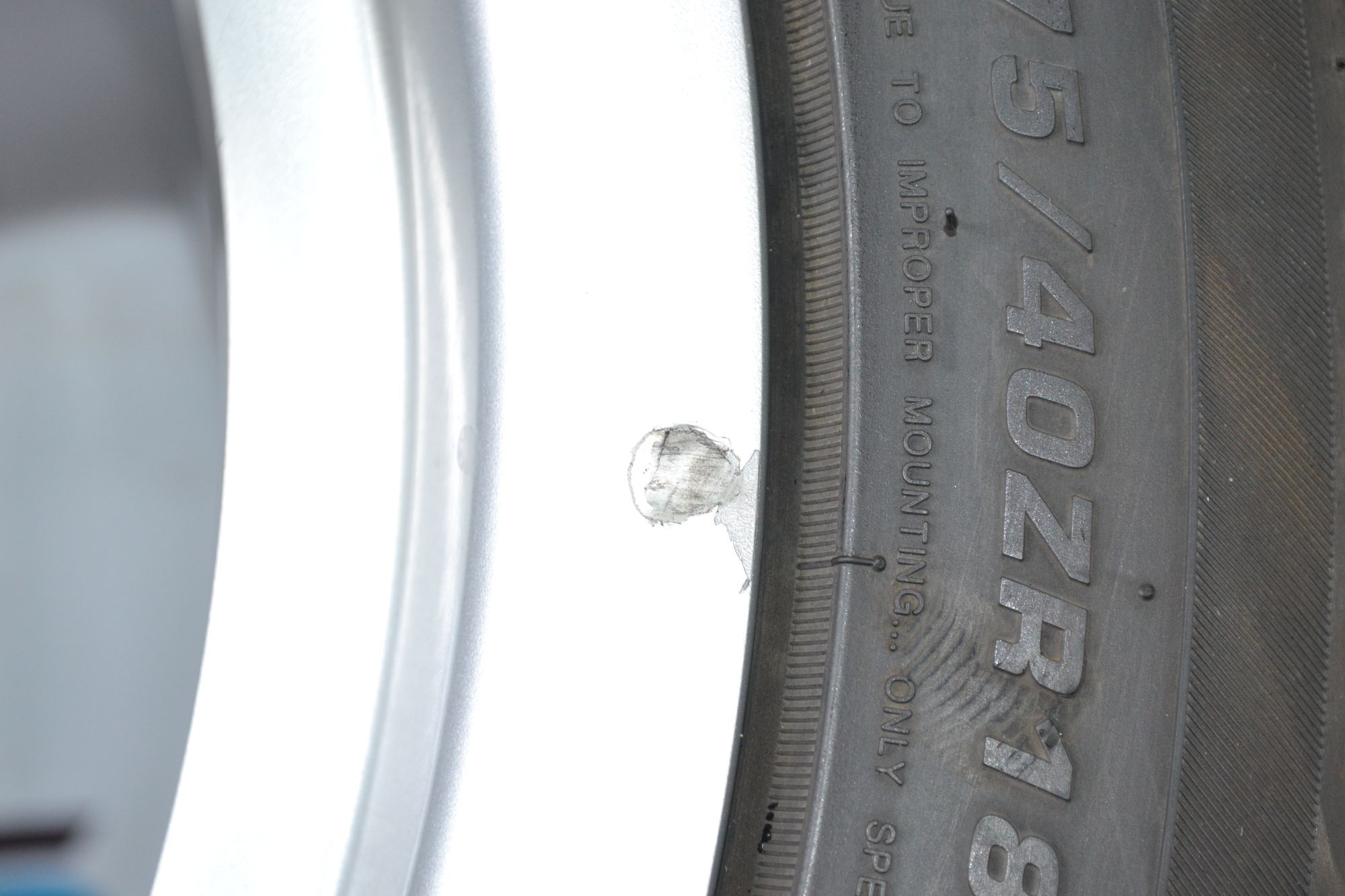 https://ycs.partsauto.market/partsauto-images/thmbs/userImages/b7628e092085f1f91467af1afb6e7630/part/9ab45ea2-333a-4a51-b7a1-899b20da2574_1780987869133.jpg