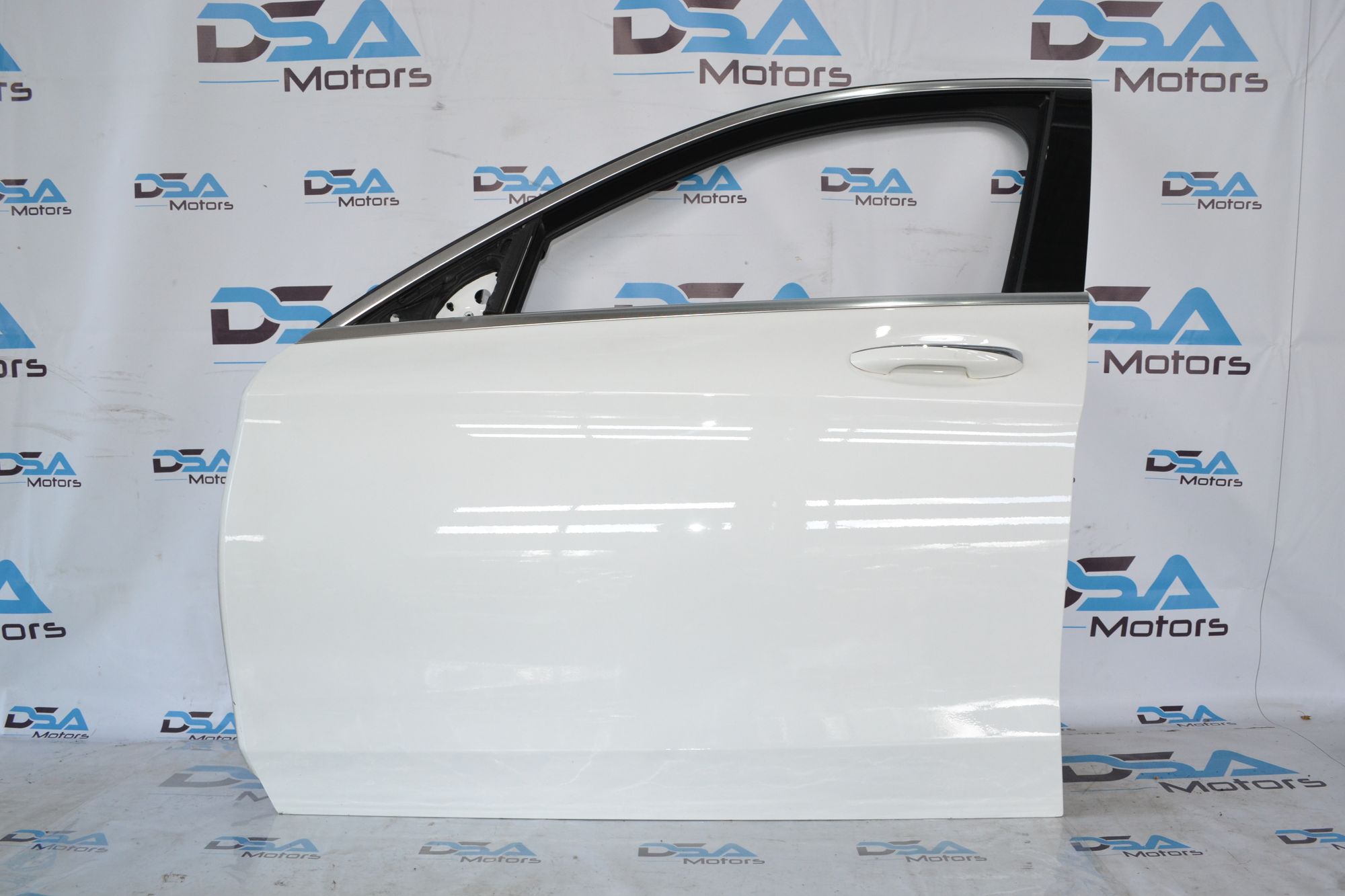 https://ycs.partsauto.market/partsauto-images/thmbs/userImages/b7628e092085f1f91467af1afb6e7630/part/9abe924f-f1d6-48ae-8cbf-682250a06b17_1783333344696.jpg