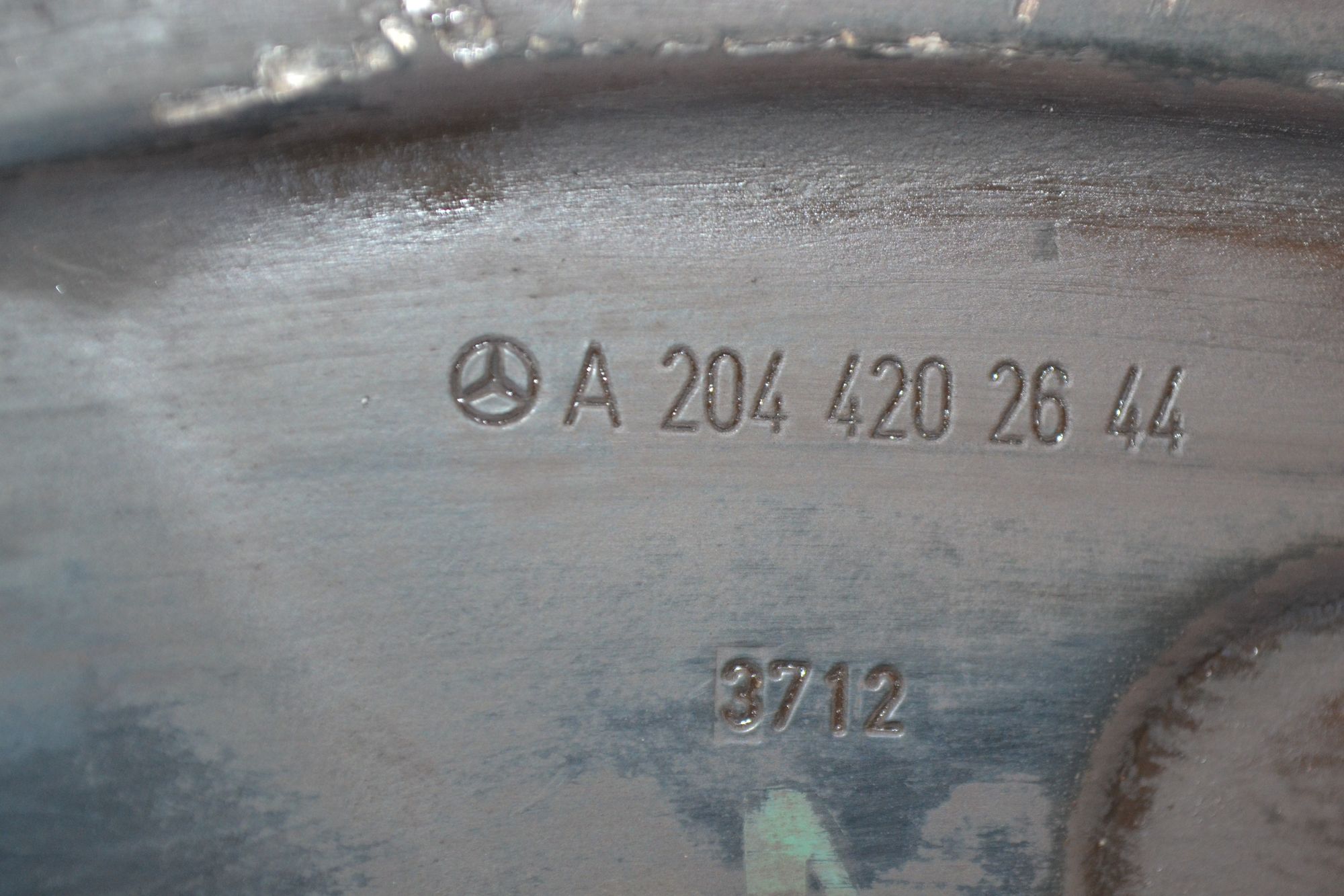 https://ycs.partsauto.market/partsauto-images/thmbs/userImages/b7628e092085f1f91467af1afb6e7630/part/9ace8417-64f1-4a7f-b612-198b2eb24041_1785400722826.jpg
