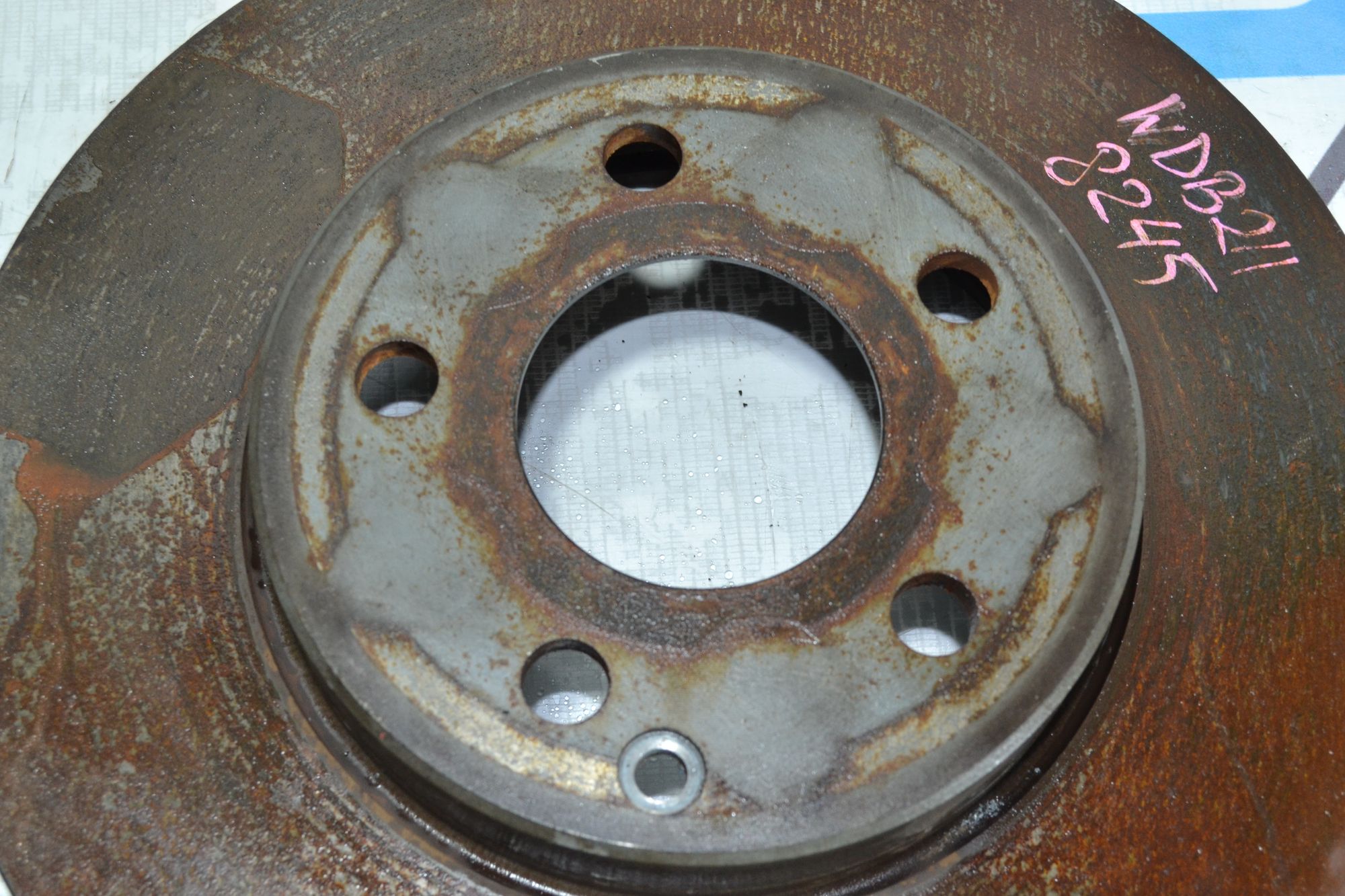 https://ycs.partsauto.market/partsauto-images/thmbs/userImages/b7628e092085f1f91467af1afb6e7630/part/9b24a249-41a7-48db-97ca-7cf4f5c093e1_1779789716425.jpg