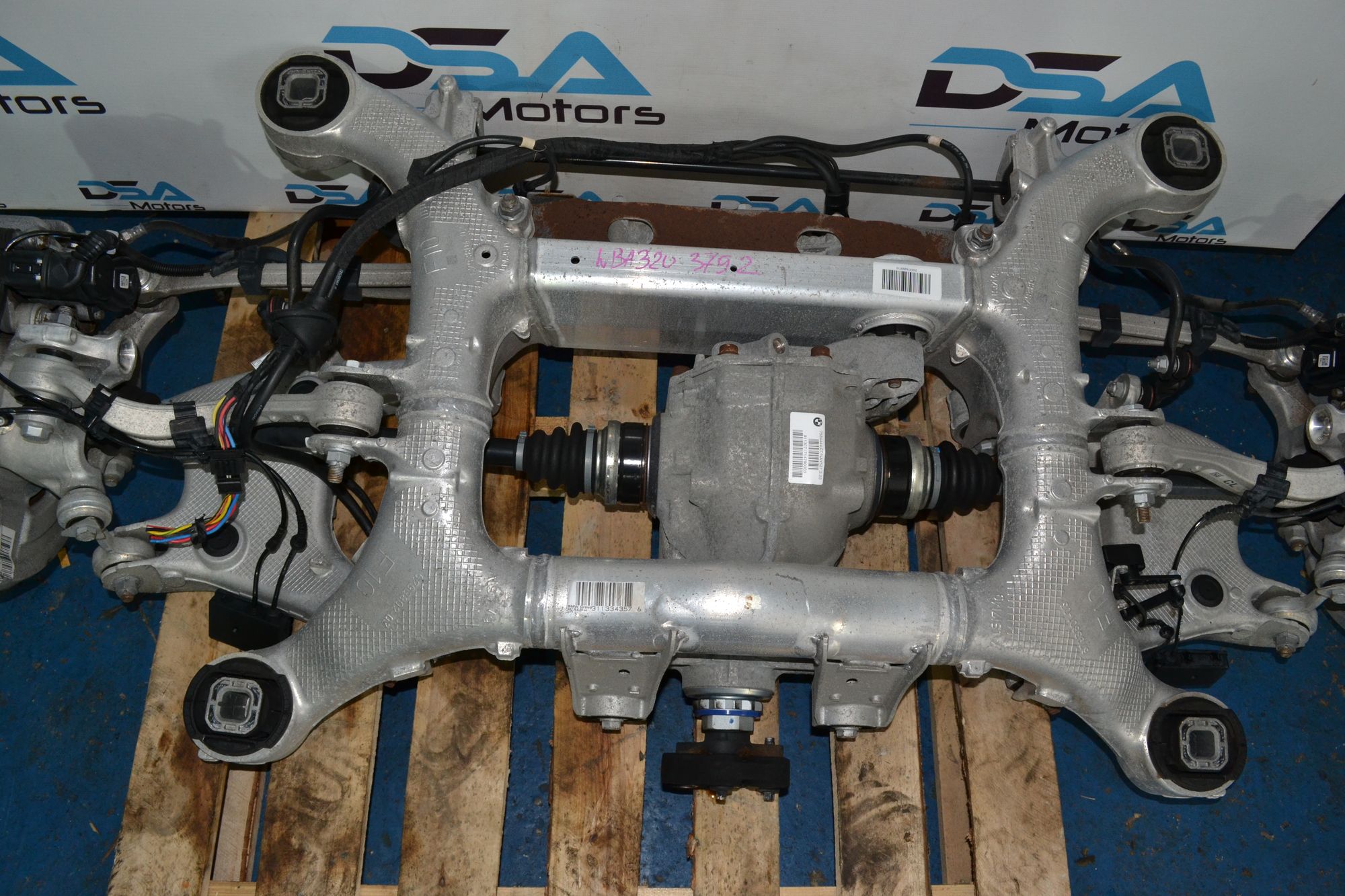 https://ycs.partsauto.market/partsauto-images/thmbs/userImages/b7628e092085f1f91467af1afb6e7630/part/9b661201-b88c-404d-ba92-da5ad213baa1_1779439851768.jpg