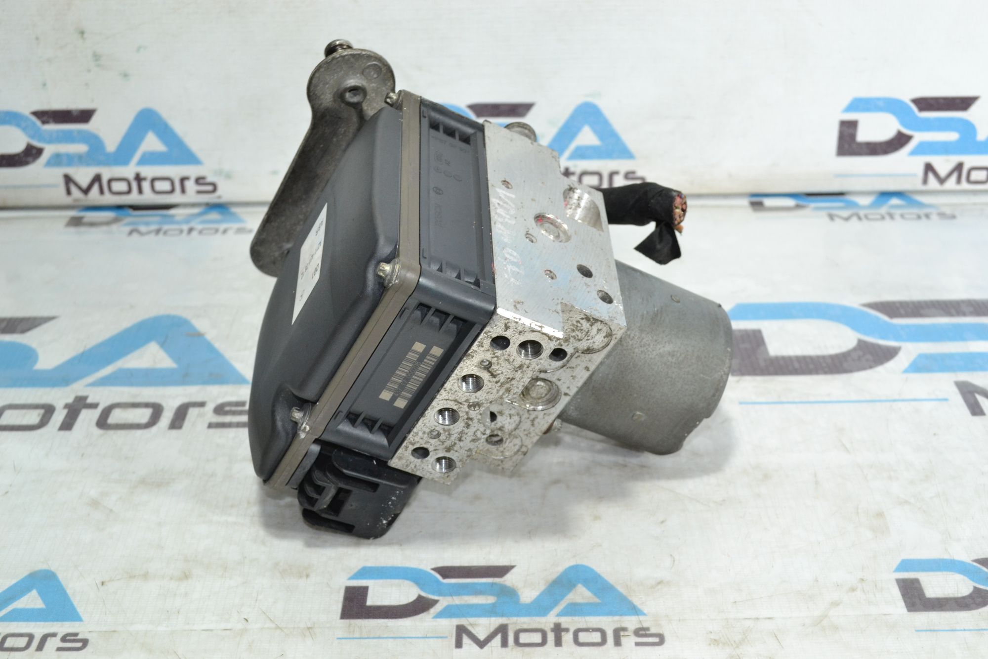 https://ycs.partsauto.market/partsauto-images/thmbs/userImages/b7628e092085f1f91467af1afb6e7630/part/9b75670c-94bf-458a-b319-f629c1634c78_1780902128969.jpg