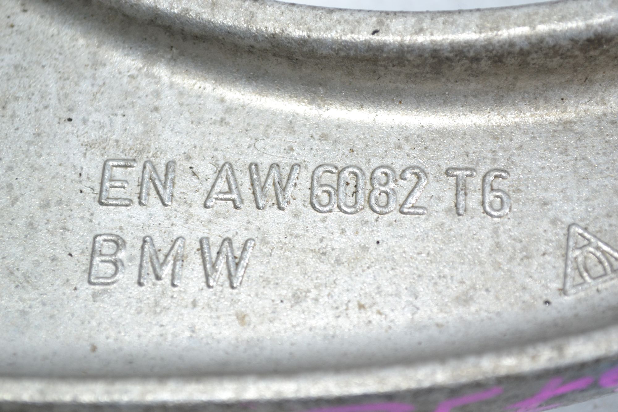 https://ycs.partsauto.market/partsauto-images/thmbs/userImages/b7628e092085f1f91467af1afb6e7630/part/9c5ba43c-3171-481a-ac43-c8e6c71e7a45_1779345769238.jpg