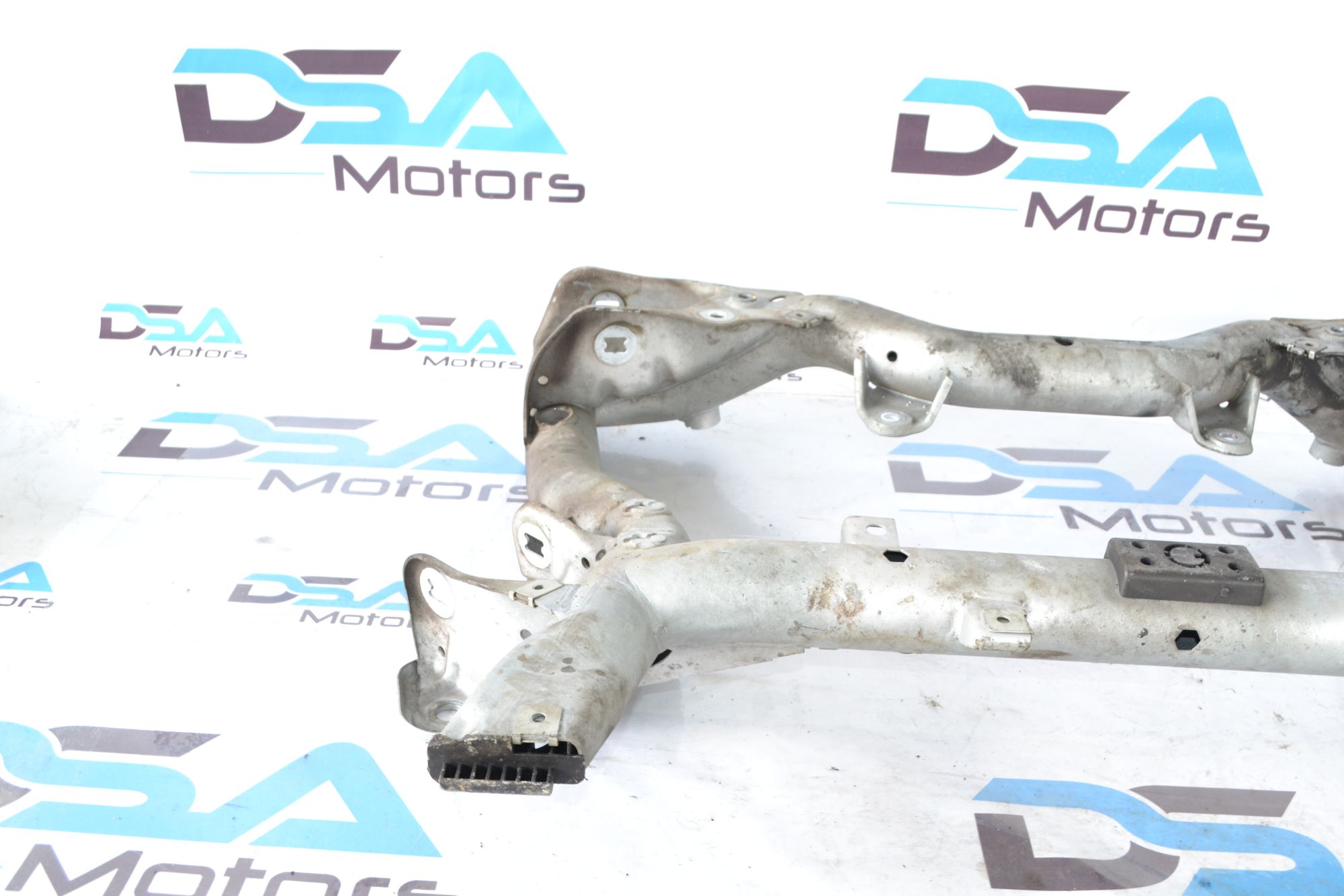 https://ycs.partsauto.market/partsauto-images/thmbs/userImages/b7628e092085f1f91467af1afb6e7630/part/9cec1cbb-9086-4a52-8259-9c77c8daeffd_1781610658337.jpg