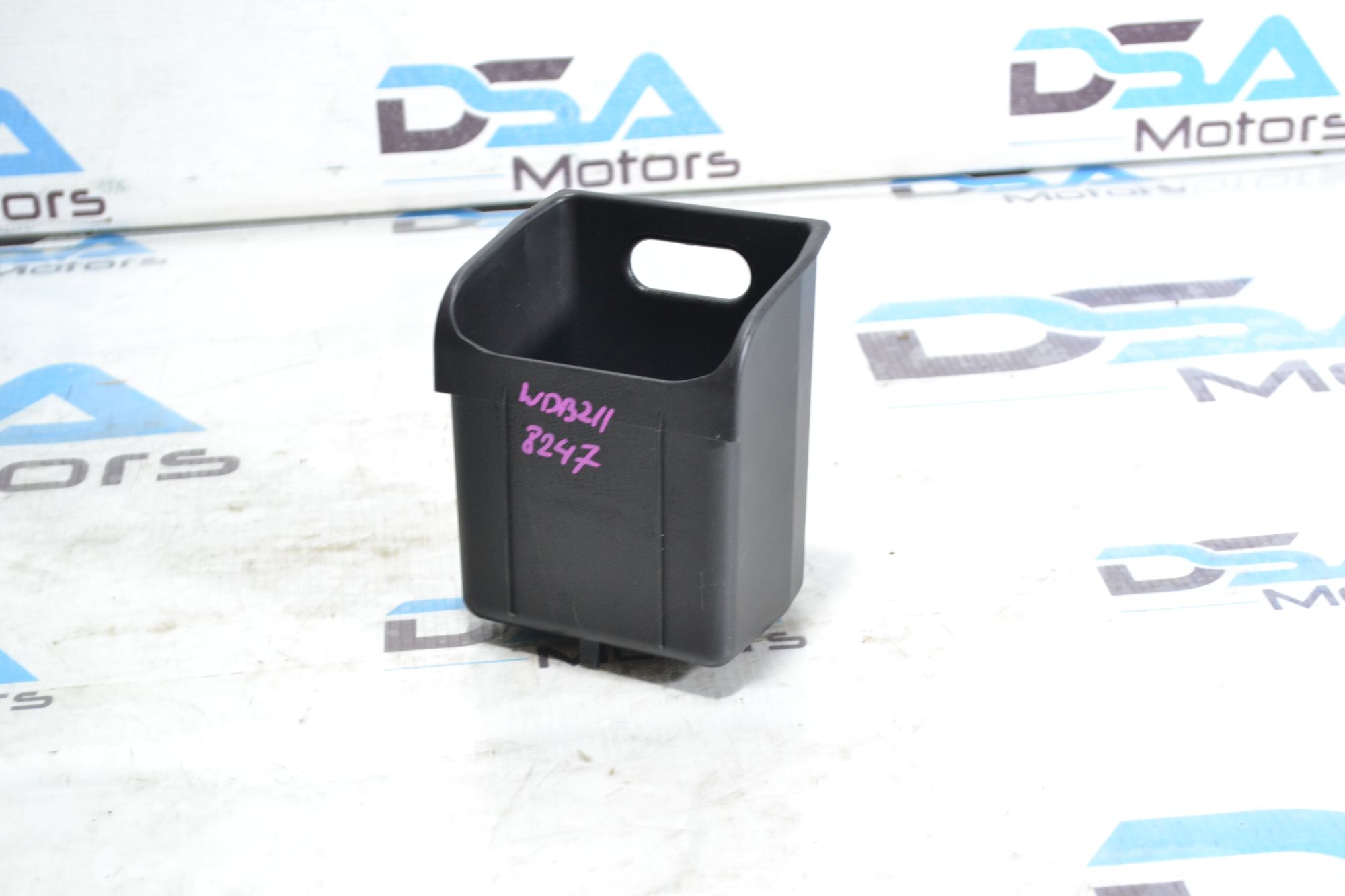 https://ycs.partsauto.market/partsauto-images/thmbs/userImages/b7628e092085f1f91467af1afb6e7630/part/9cf6c3a3-41ce-48b3-a9f8-36cd58171bde_1780569699019.jpg