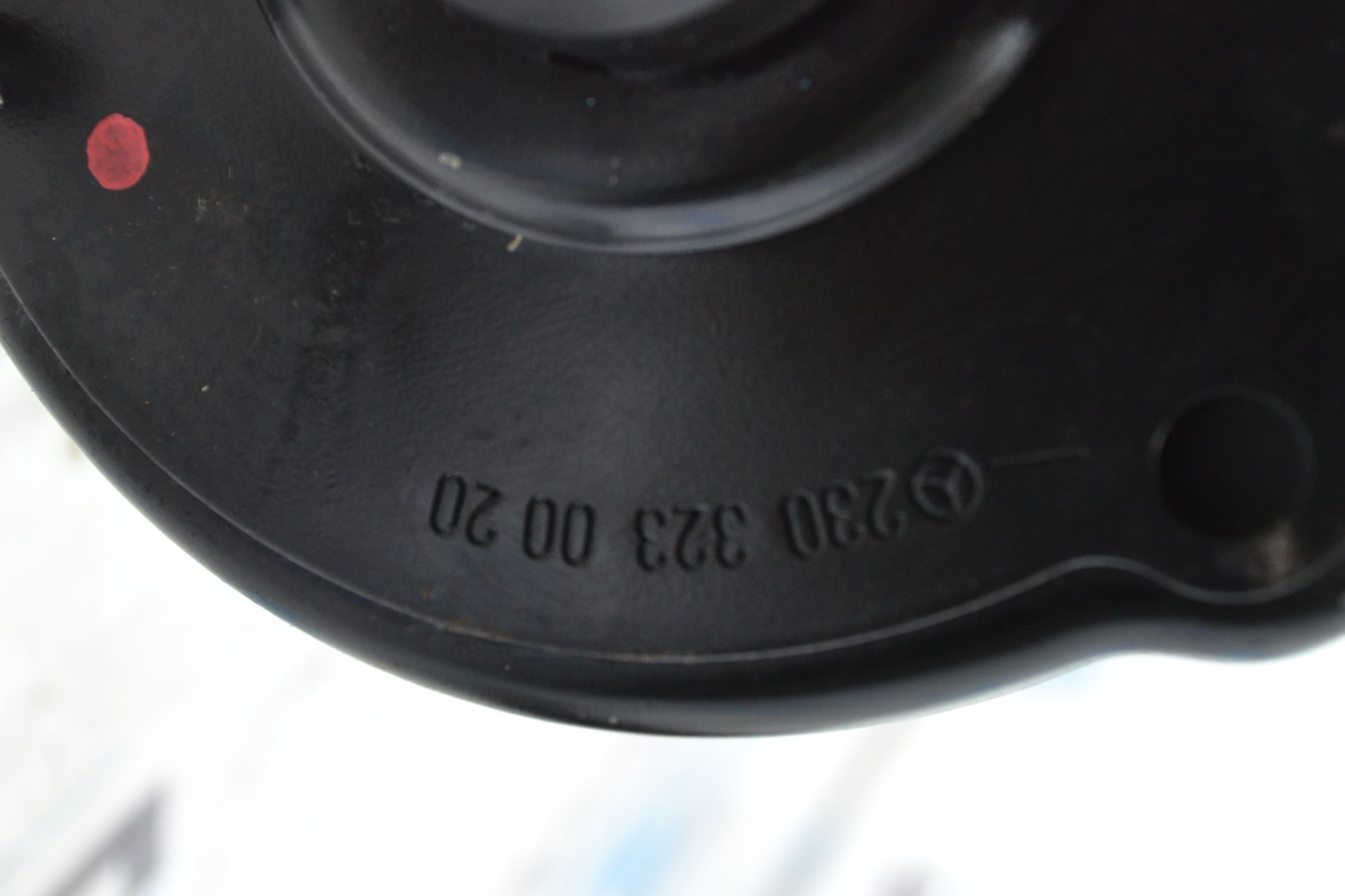 https://ycs.partsauto.market/partsauto-images/thmbs/userImages/b7628e092085f1f91467af1afb6e7630/part/9d7245d2-ca3e-4194-b276-80c8d53591b4_1779100682451.jpg