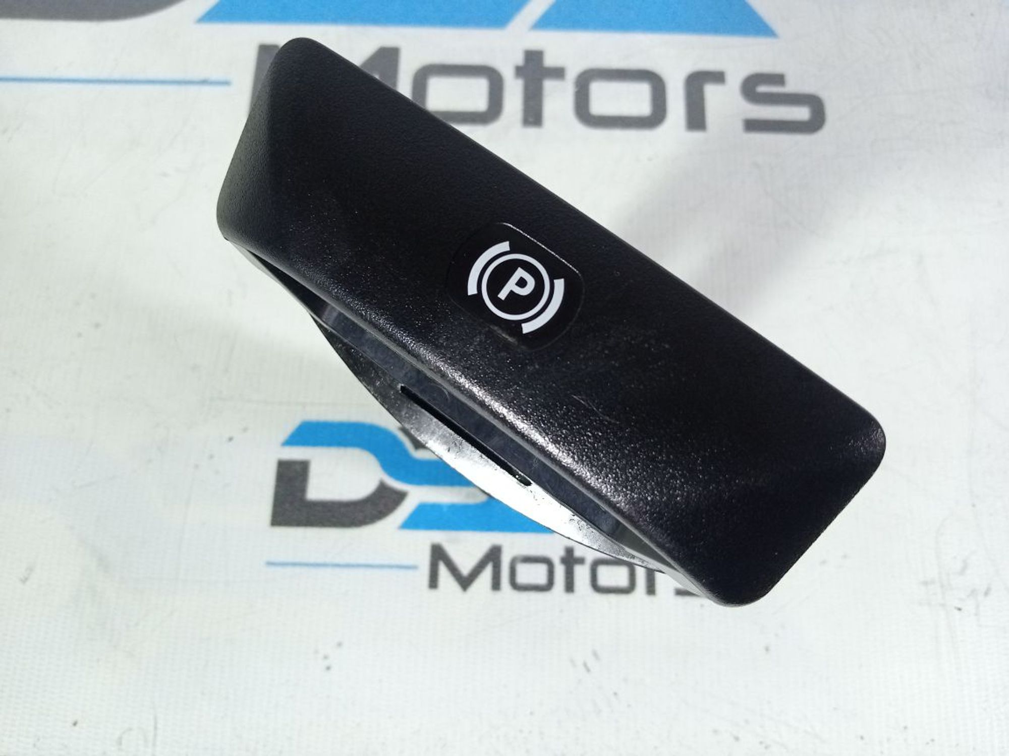 https://ycs.partsauto.market/partsauto-images/thmbs/userImages/b7628e092085f1f91467af1afb6e7630/part/9db20e65-22ee-4c1b-a850-de92592ccf80_1741685958343.jpg