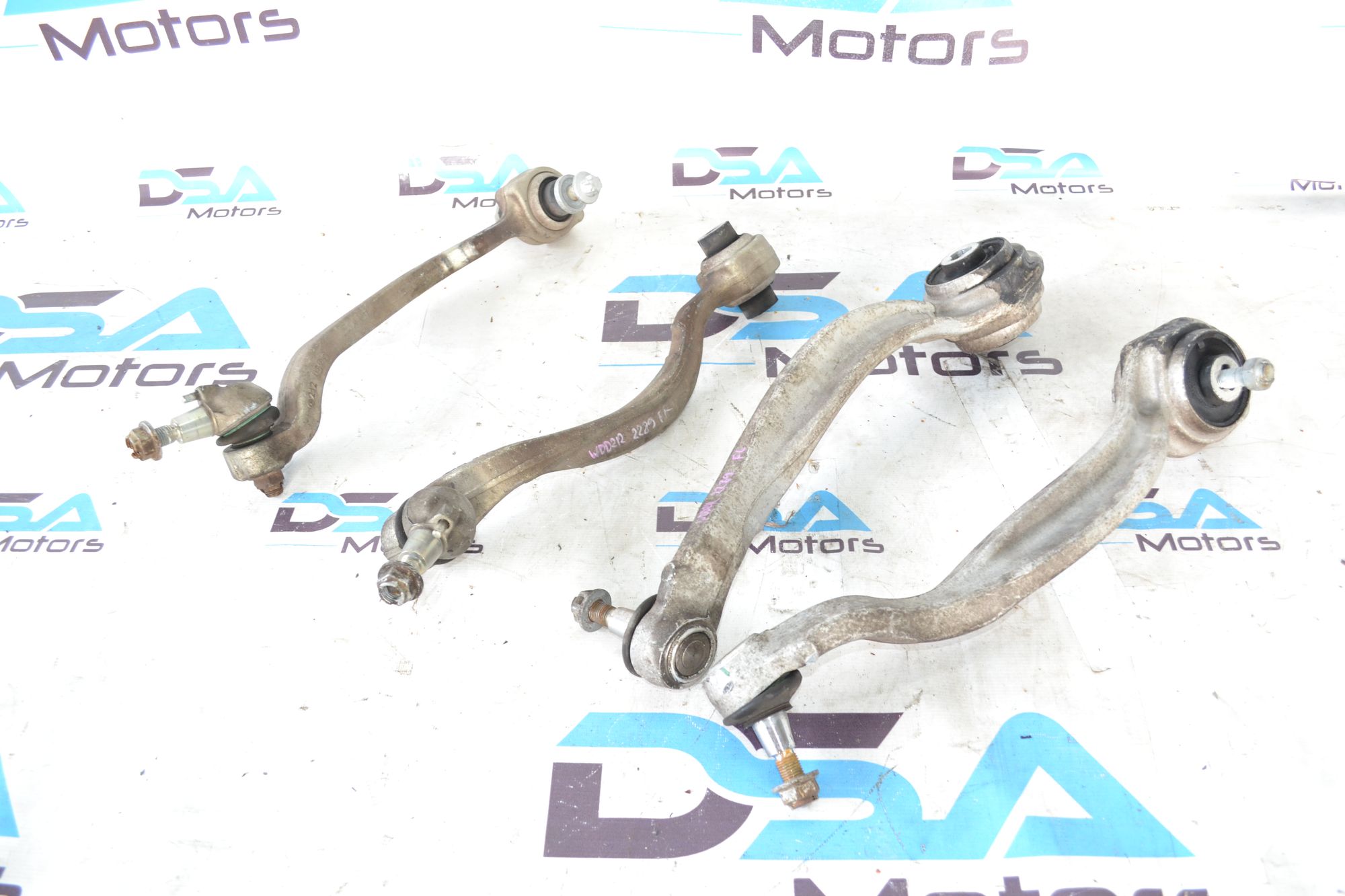 https://ycs.partsauto.market/partsauto-images/thmbs/userImages/b7628e092085f1f91467af1afb6e7630/part/9db965de-c93d-4afd-9c09-6897b95edafa_1785154127276.jpg