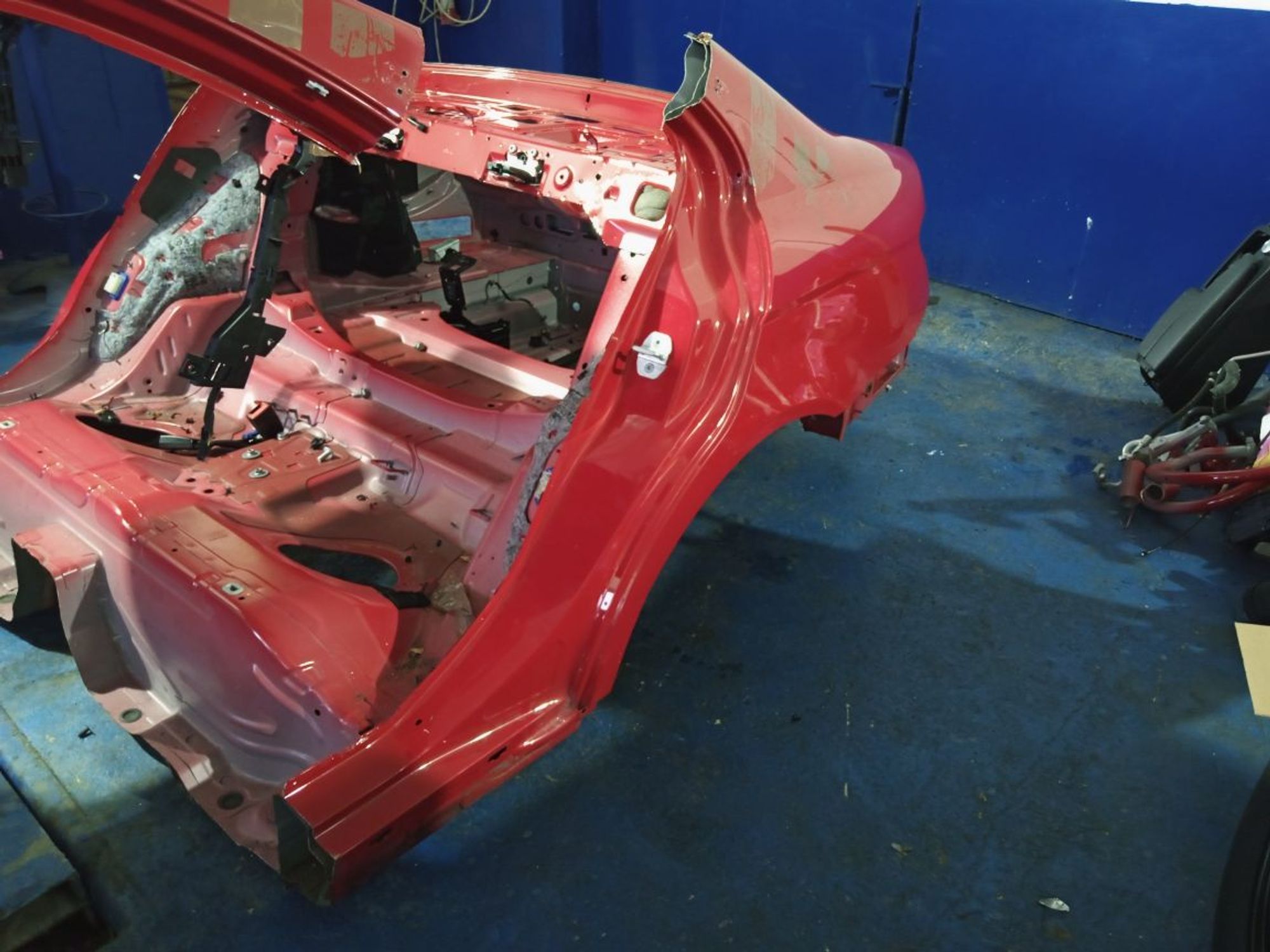 https://ycs.partsauto.market/partsauto-images/thmbs/userImages/b7628e092085f1f91467af1afb6e7630/part/9deba03a-d15b-49d5-bebd-4ed37e65e67f_1736948240834.jpg