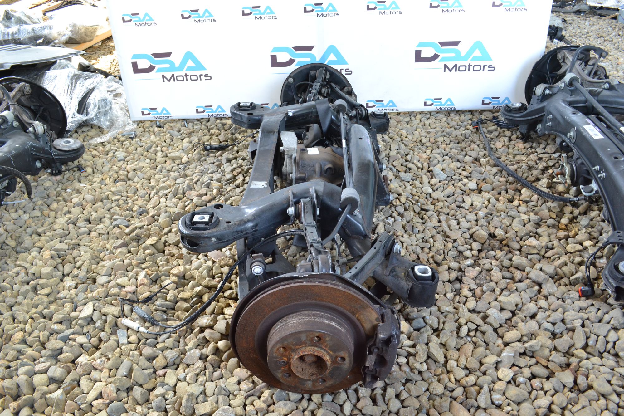 https://ycs.partsauto.market/partsauto-images/thmbs/userImages/b7628e092085f1f91467af1afb6e7630/part/9e9f61d4-af85-4e53-857d-13adbf53cd56_1779443480898.jpg