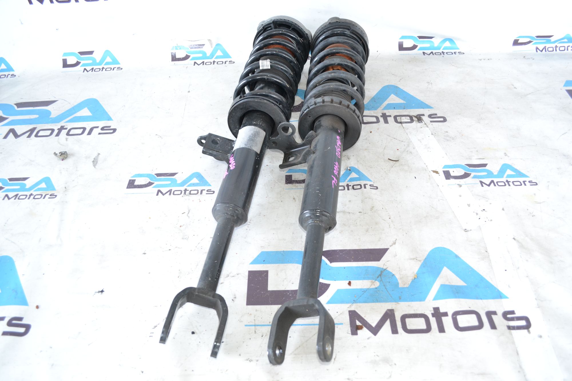 https://ycs.partsauto.market/partsauto-images/thmbs/userImages/b7628e092085f1f91467af1afb6e7630/part/9f2a20c7-9926-4f82-9905-40d61c1ea9ef_1785236365779.jpg
