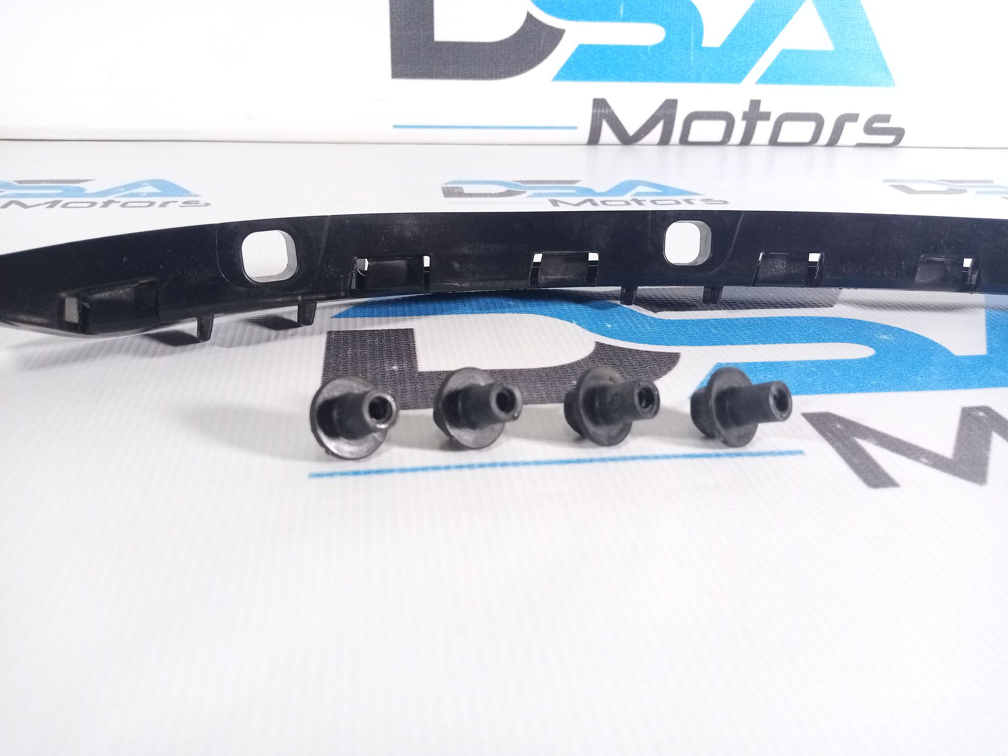 https://ycs.partsauto.market/partsauto-images/thmbs/userImages/b7628e092085f1f91467af1afb6e7630/part/9f7fa0d1-40ab-4607-ae5a-000fe9135adb_1712819196244.jpg