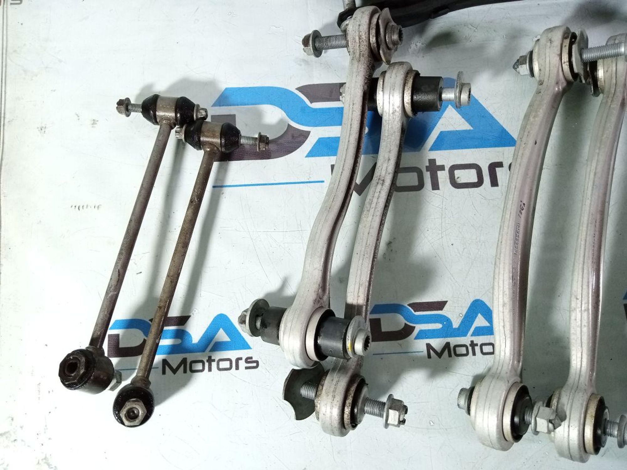 https://ycs.partsauto.market/partsauto-images/thmbs/userImages/b7628e092085f1f91467af1afb6e7630/part/9f81188e-4401-435a-a125-916a2374ac9f_1736934710516.jpg