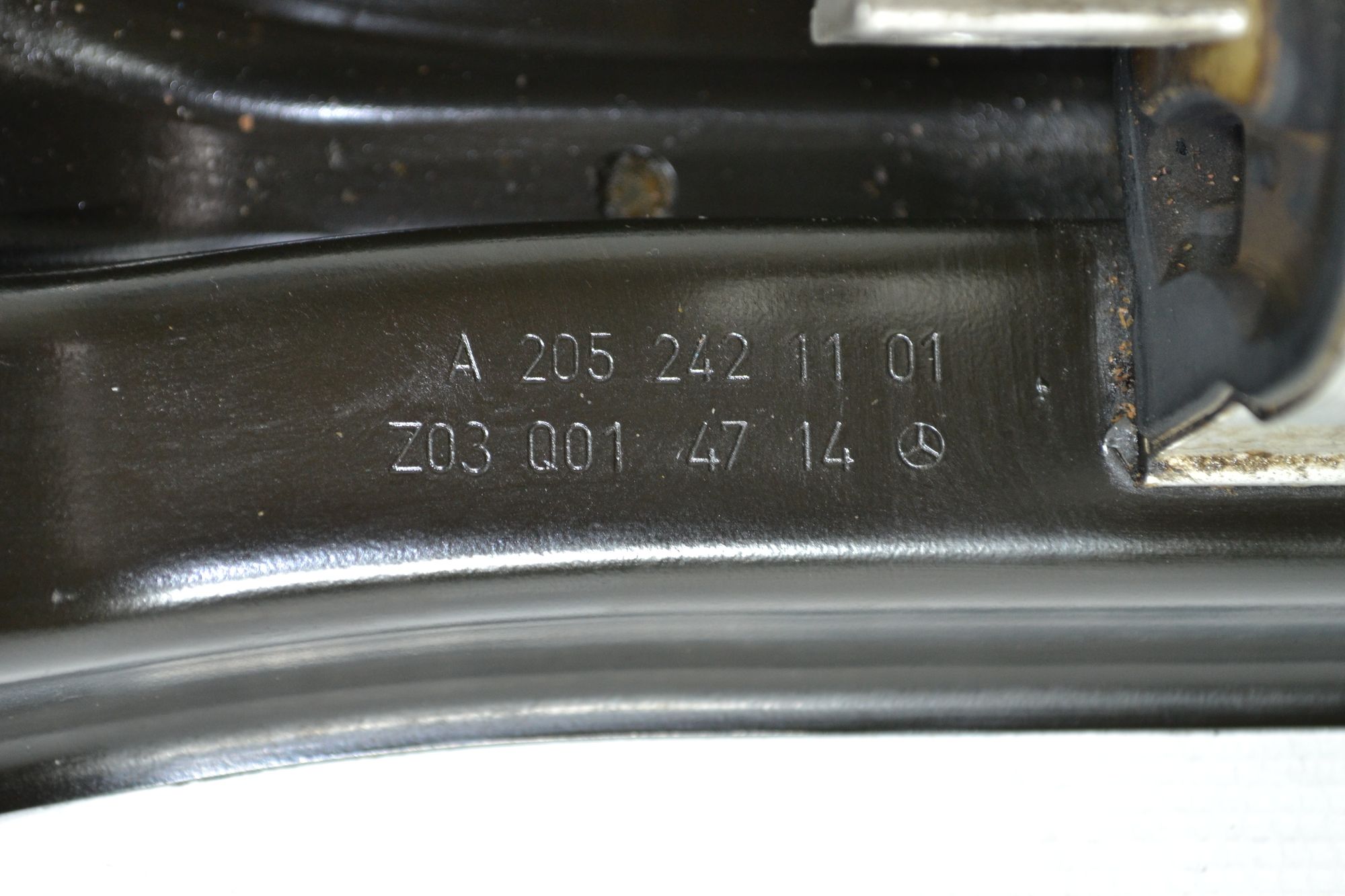 https://ycs.partsauto.market/partsauto-images/thmbs/userImages/b7628e092085f1f91467af1afb6e7630/part/9fbd8d14-8f98-49f1-a307-49b927017580_1783497737275.jpg