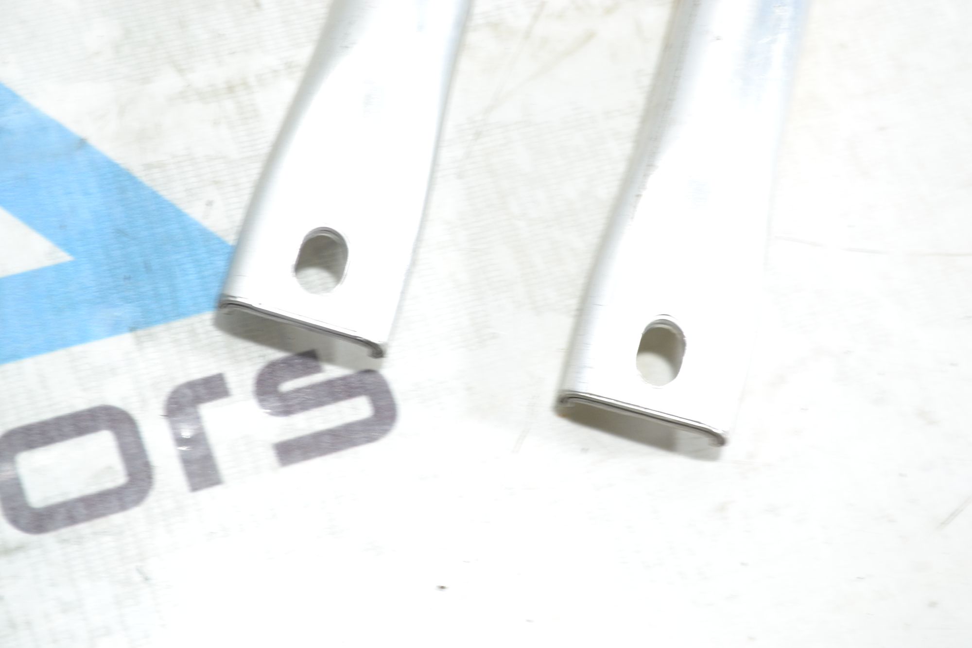 https://ycs.partsauto.market/partsauto-images/thmbs/userImages/b7628e092085f1f91467af1afb6e7630/part/a040903f-dfbb-4146-a8ec-97d0b9f6455d_1780561315128.jpg