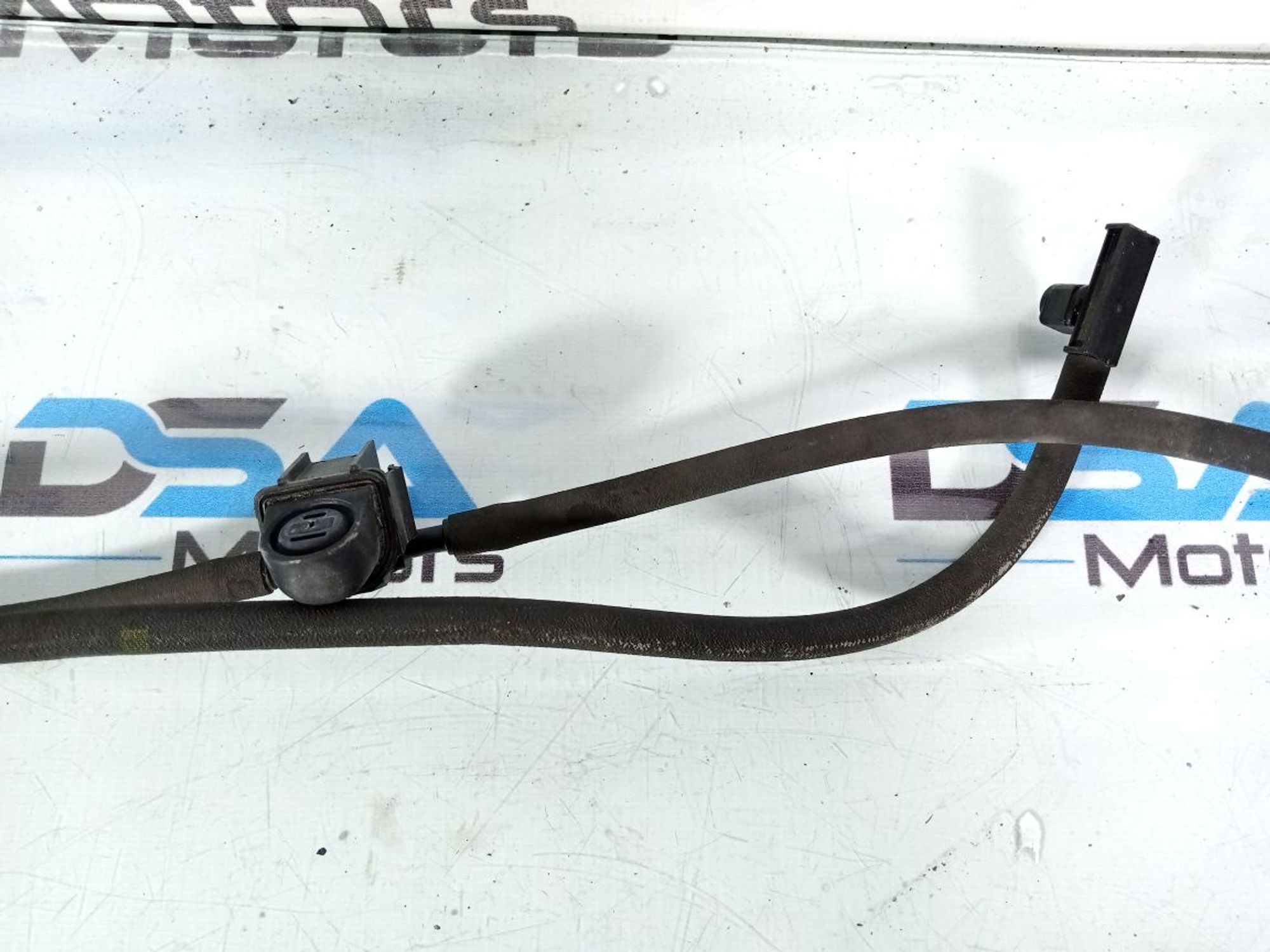 https://ycs.partsauto.market/partsauto-images/thmbs/userImages/b7628e092085f1f91467af1afb6e7630/part/a0c37743-726b-48c6-9355-487ccb59084a_1737113549959.jpg