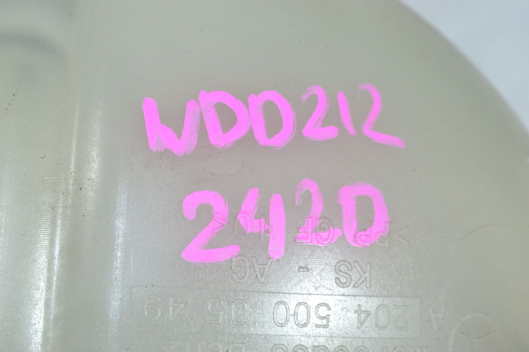 https://ycs.partsauto.market/partsauto-images/thmbs/userImages/b7628e092085f1f91467af1afb6e7630/part/a1350371-42fc-4c20-ab71-3b9b957b6584_1779877899742.jpg