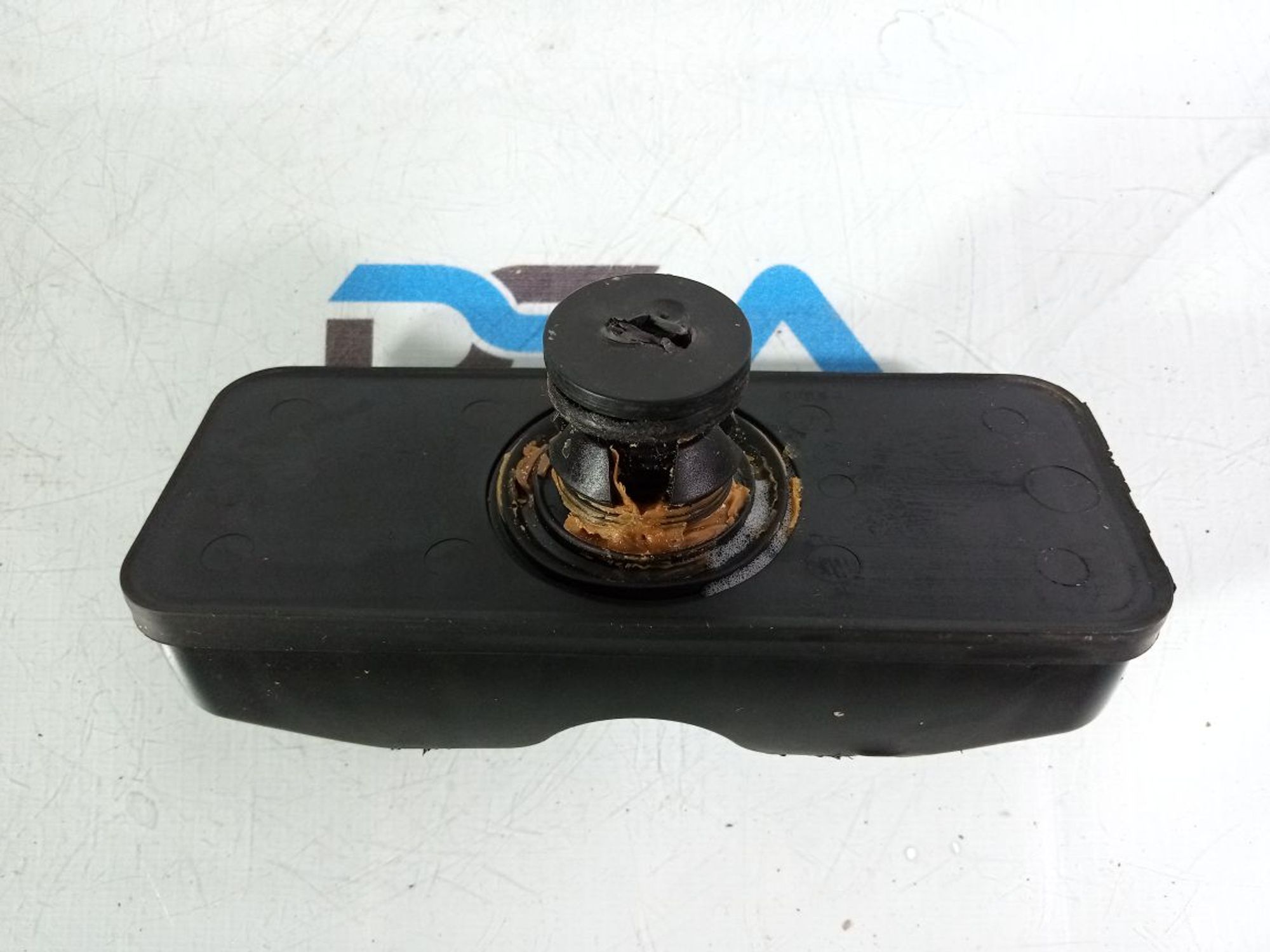https://ycs.partsauto.market/partsauto-images/thmbs/userImages/b7628e092085f1f91467af1afb6e7630/part/a1721238-15a0-41e3-805f-e9357840c471_1738847415769.jpg