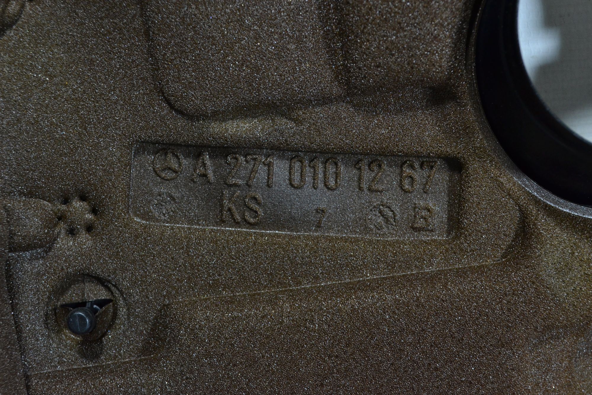 https://ycs.partsauto.market/partsauto-images/thmbs/userImages/b7628e092085f1f91467af1afb6e7630/part/a1799b67-aefd-4888-9478-8422798de49c_1780666540773.jpg