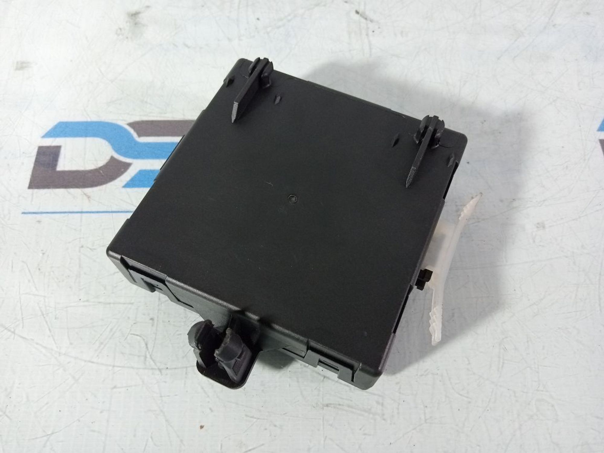 https://ycs.partsauto.market/partsauto-images/thmbs/userImages/b7628e092085f1f91467af1afb6e7630/part/a182e74e-bbbe-433b-81f9-e22ac2fe39fc_1736857898322.jpg