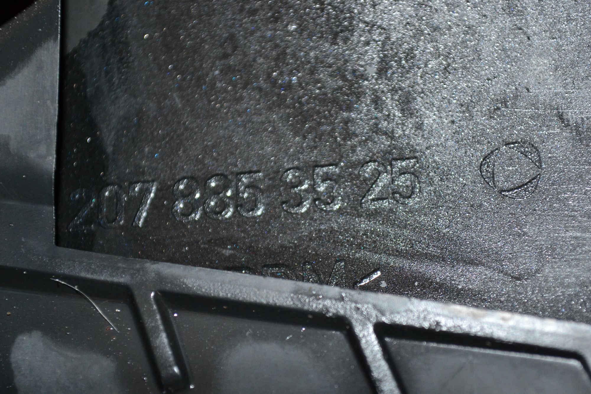https://ycs.partsauto.market/partsauto-images/thmbs/userImages/b7628e092085f1f91467af1afb6e7630/part/a19c98bd-276d-4b2f-b108-43f73ba06045_1784525382879.jpg