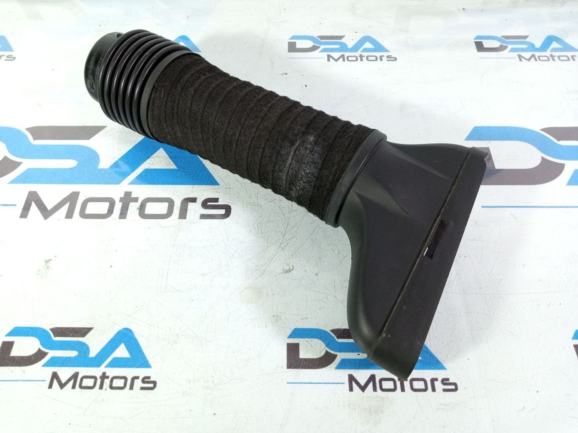 https://ycs.partsauto.market/partsauto-images/thmbs/userImages/b7628e092085f1f91467af1afb6e7630/part/a25b271e-c4d1-4246-8f59-ce3503a21a9e_1737971547268.jpg