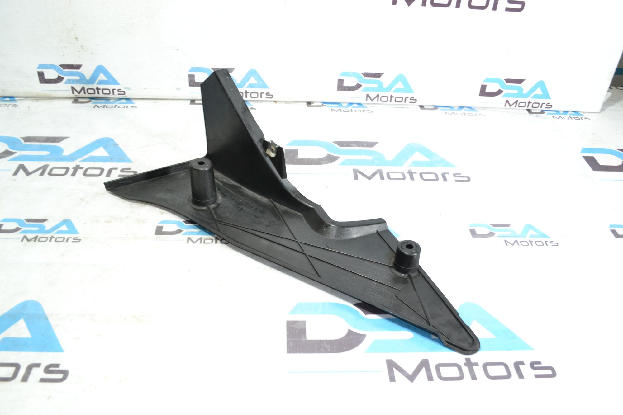 https://ycs.partsauto.market/partsauto-images/thmbs/userImages/b7628e092085f1f91467af1afb6e7630/part/a2c47d4d-7fef-48ec-b782-99eccf6cb6e2_1781691253324.jpg