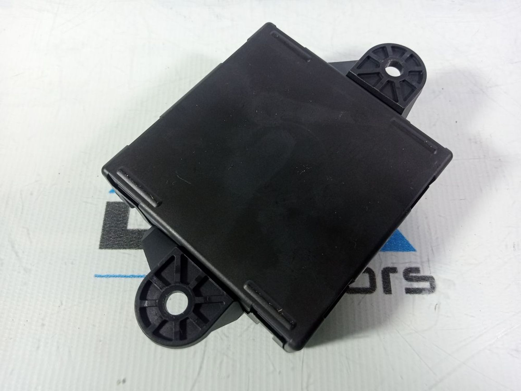 https://ycs.partsauto.market/partsauto-images/thmbs/userImages/b7628e092085f1f91467af1afb6e7630/part/a2d6e555-058d-431d-9f04-7f89344a3def_1740581711191.jpg